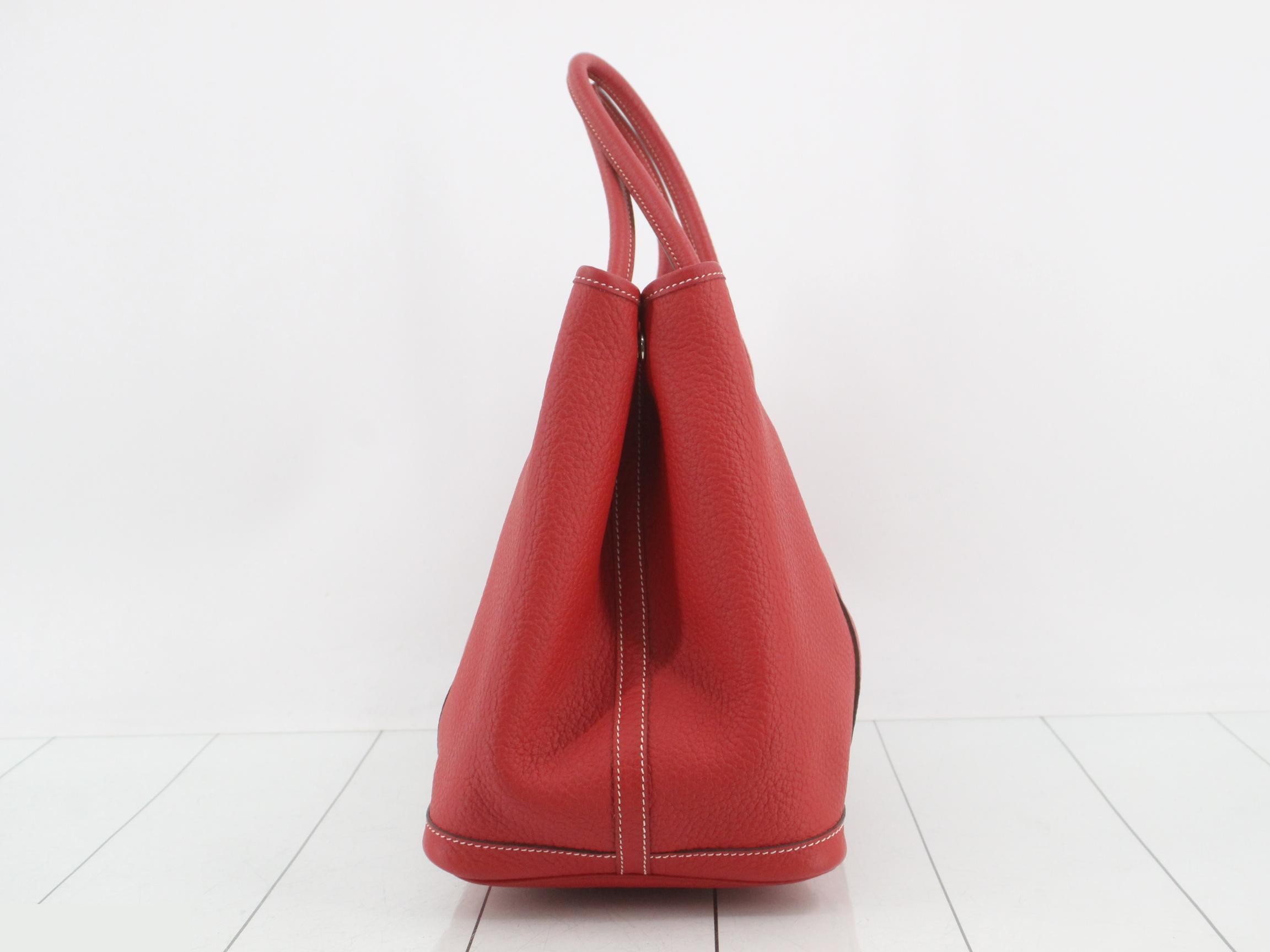Garden Party PM Tote Bag, P Stamp, Red — view 4