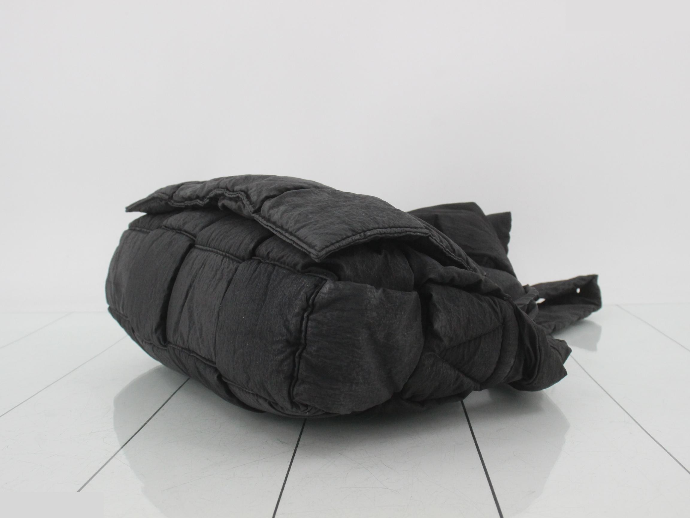 Shoulder bag, padded, tech, cassette, maxi intrecciato, black — view 6