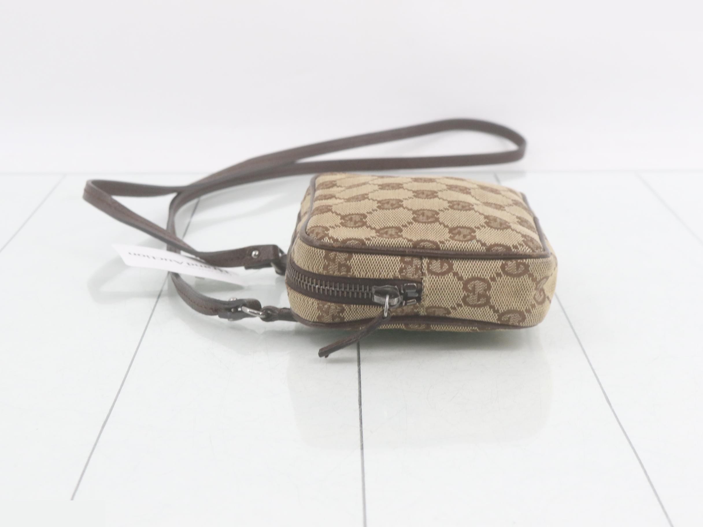 GG Canvas Shoulder Bag/Pouch - Brown — view 4