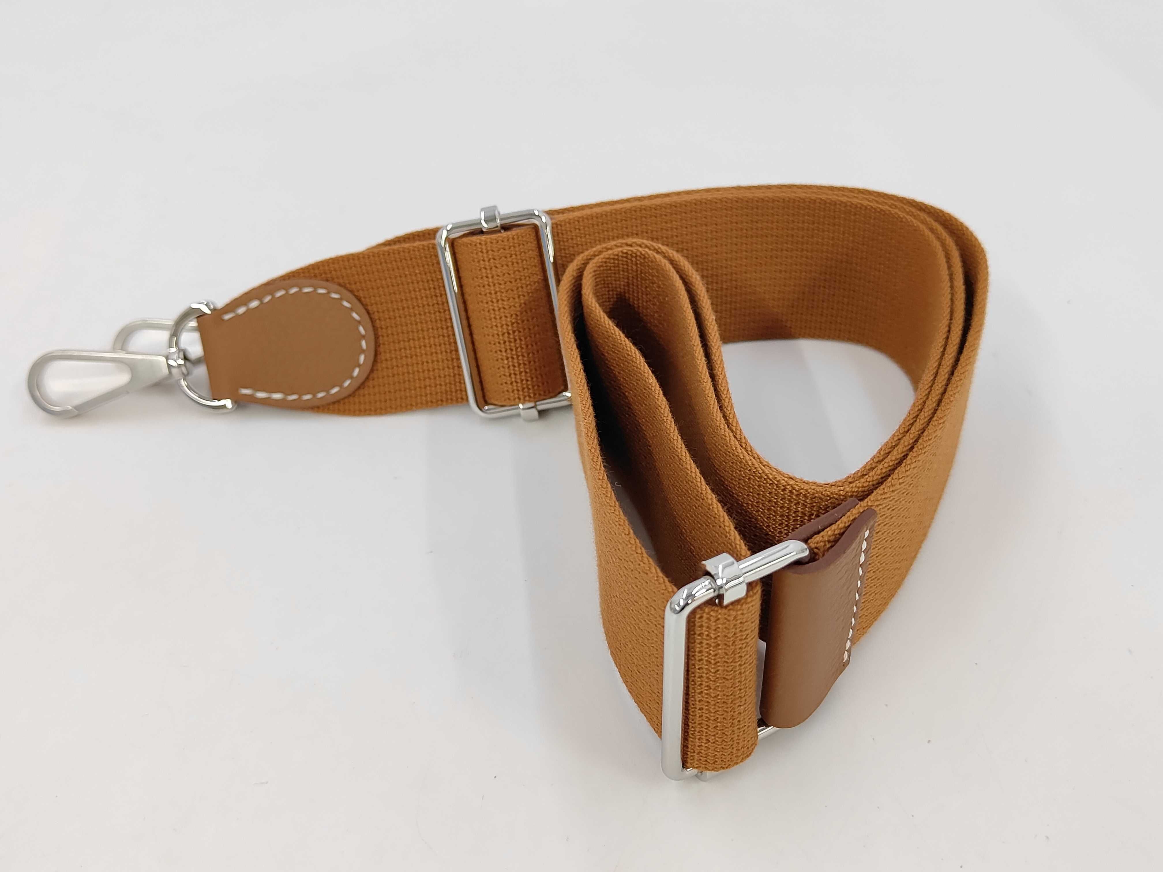 Evelyne 23 Shoulder Bag, Taurillon Clemence Leather, Gold with Silver Hardware, K Stamp — view 7