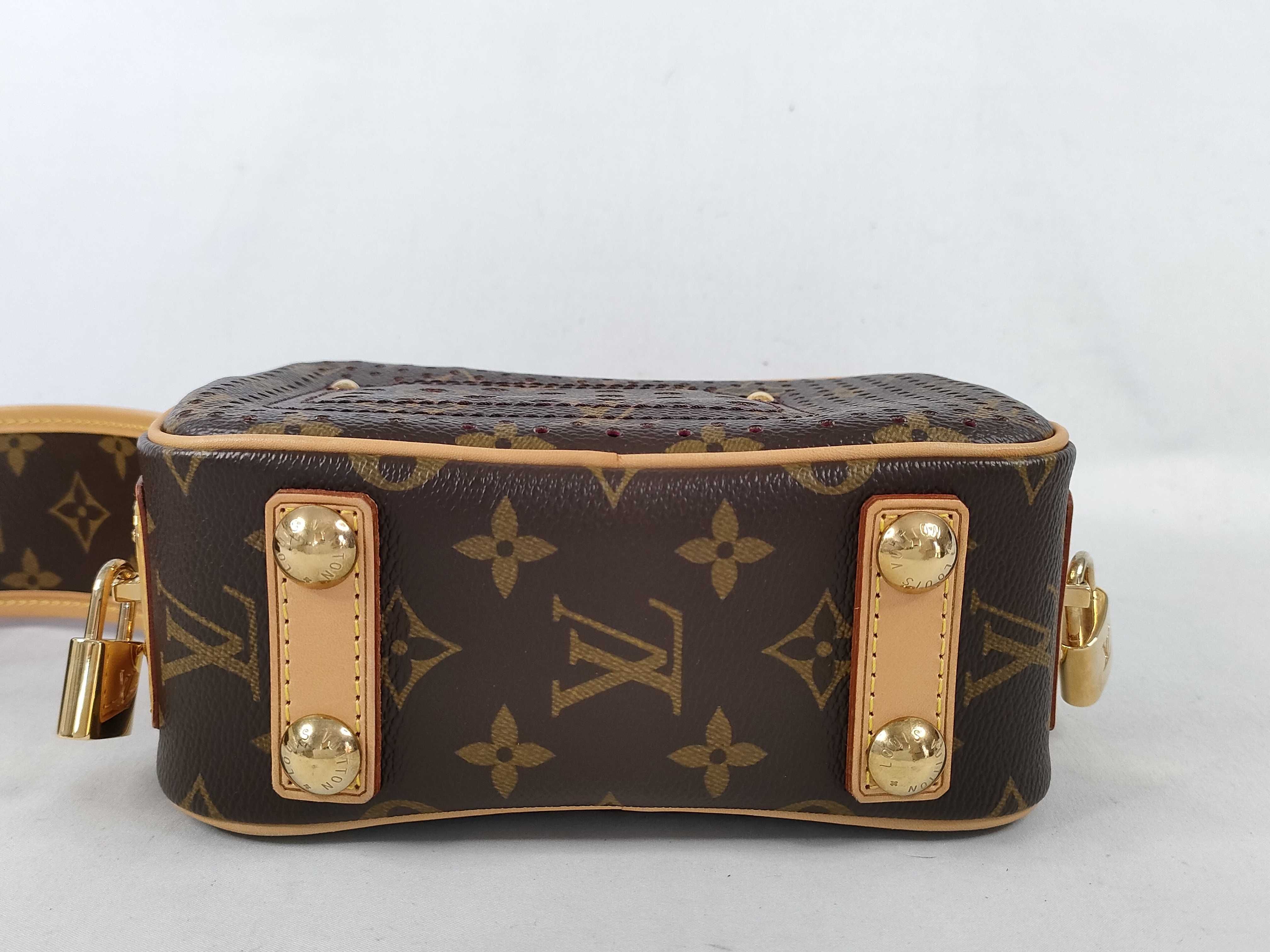 Monogram Vuitton Perfomini Trocadero Shoulder Bag — view 7
