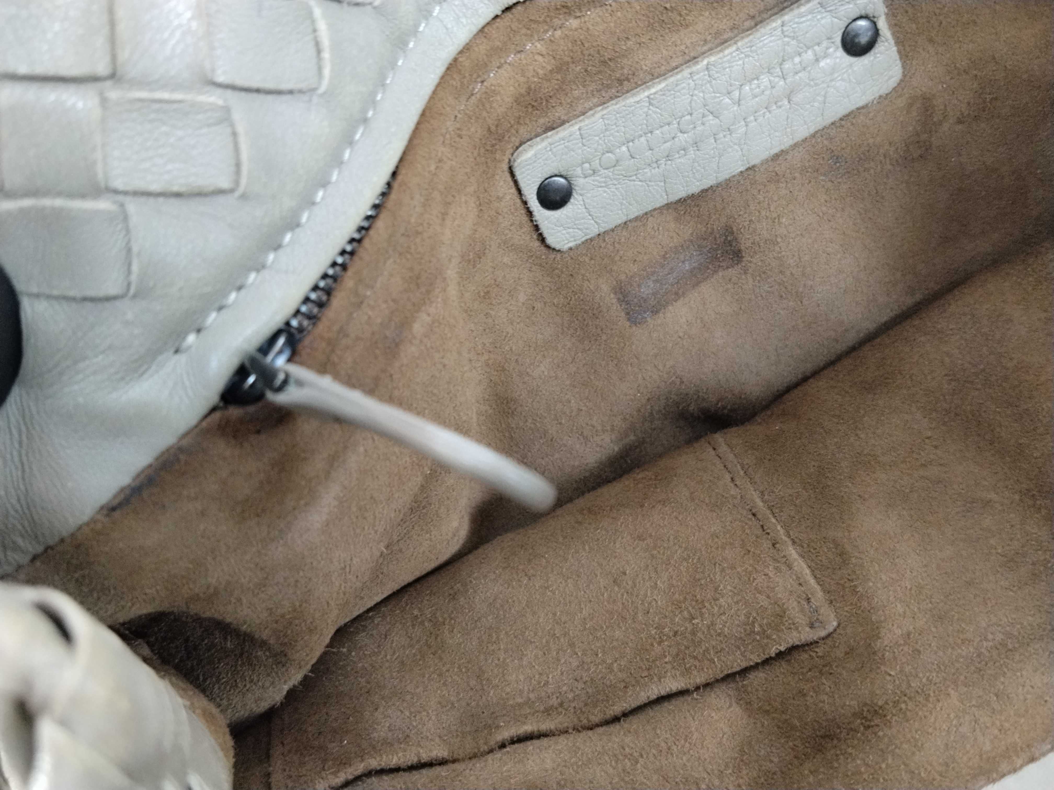 Intrecciato / Handbag / Leather Handbag — view 13