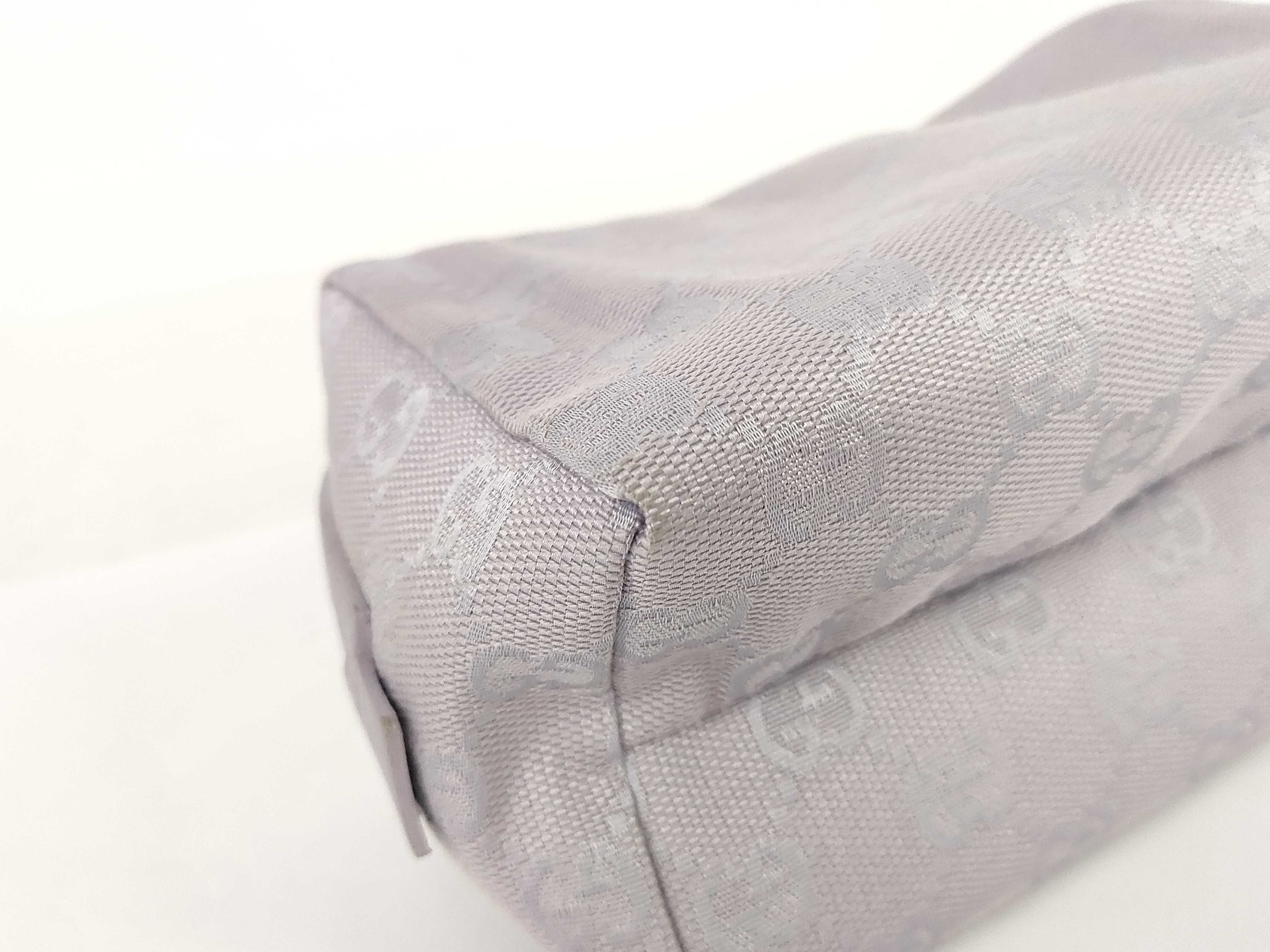 GG Canvas Pouch — view 3
