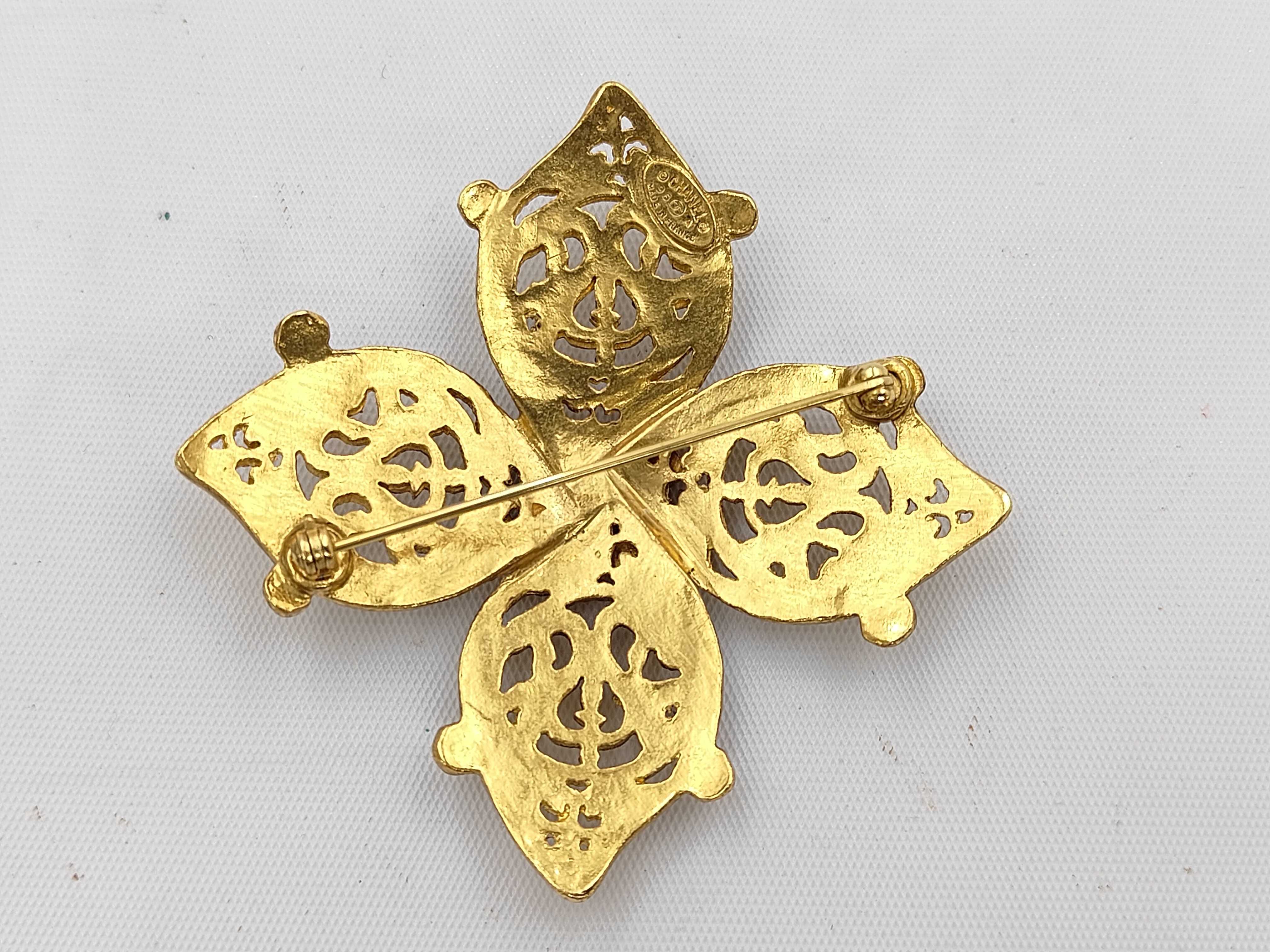 95A Coco Mark Brooch — view 2