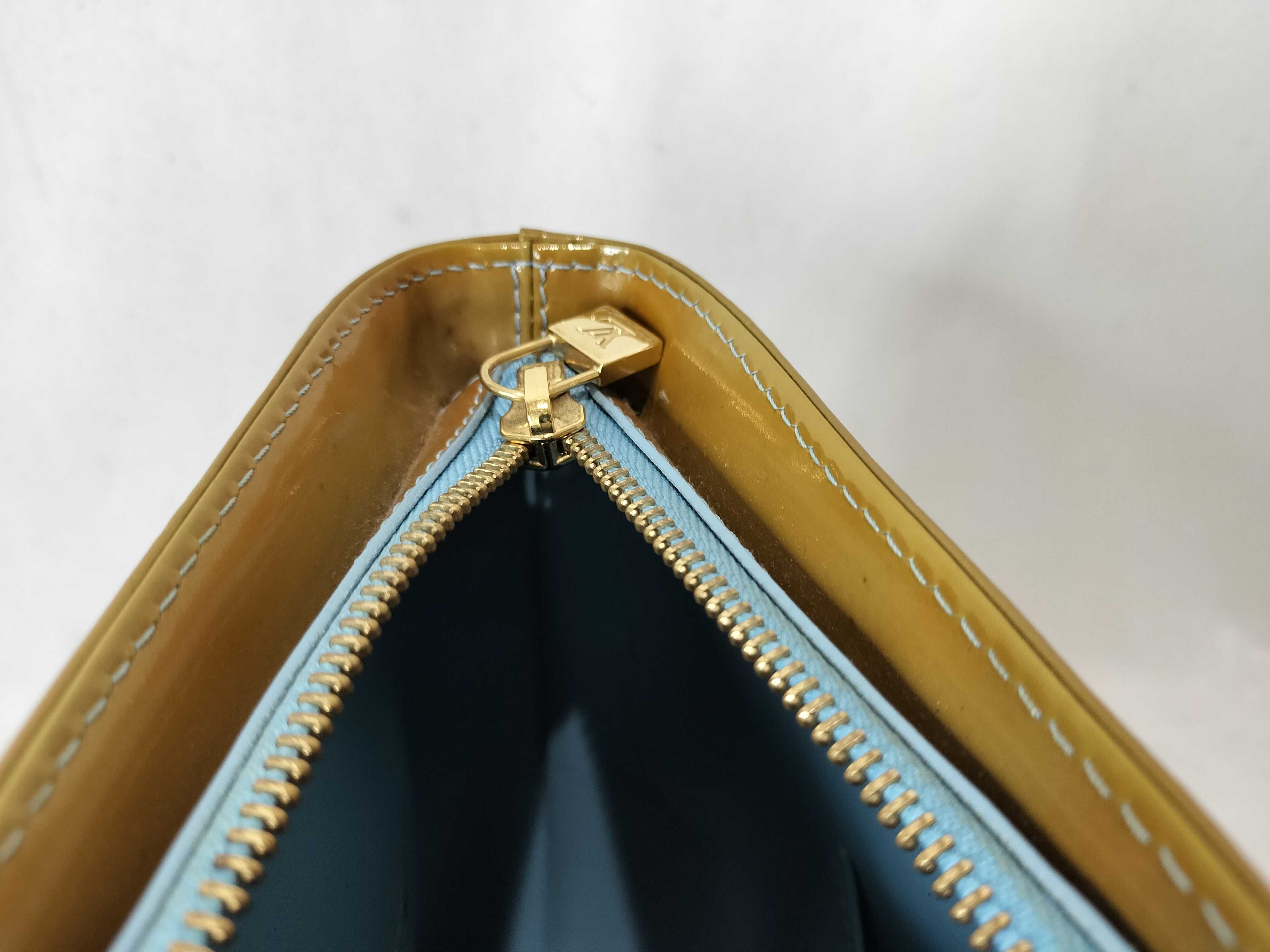 Vernis M91005 Houston Baby Blue Handbag — view 12