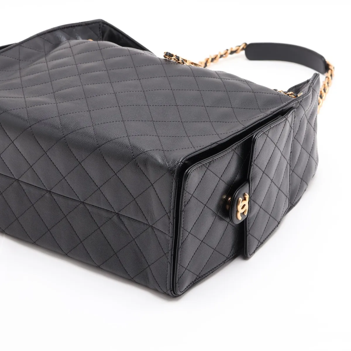 [Individually packaged] Chanel 25 Medium Caviar Skin Chain Shoulder Bag, Black with Gold Hardware, X78XHE01, Random Plate, AS5293 — view 3