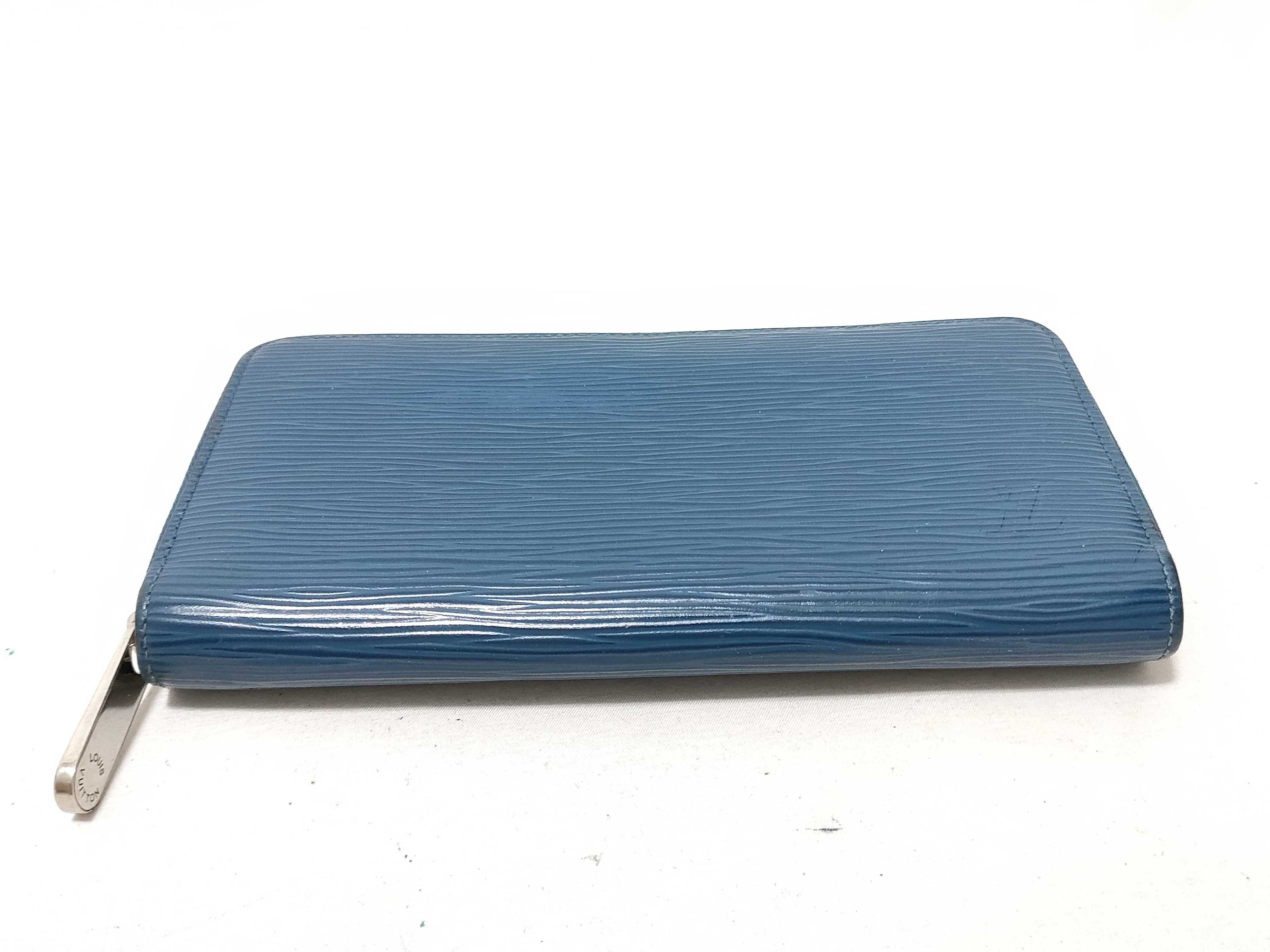 Epi Leather Round Zipper Long Wallet — view 3
