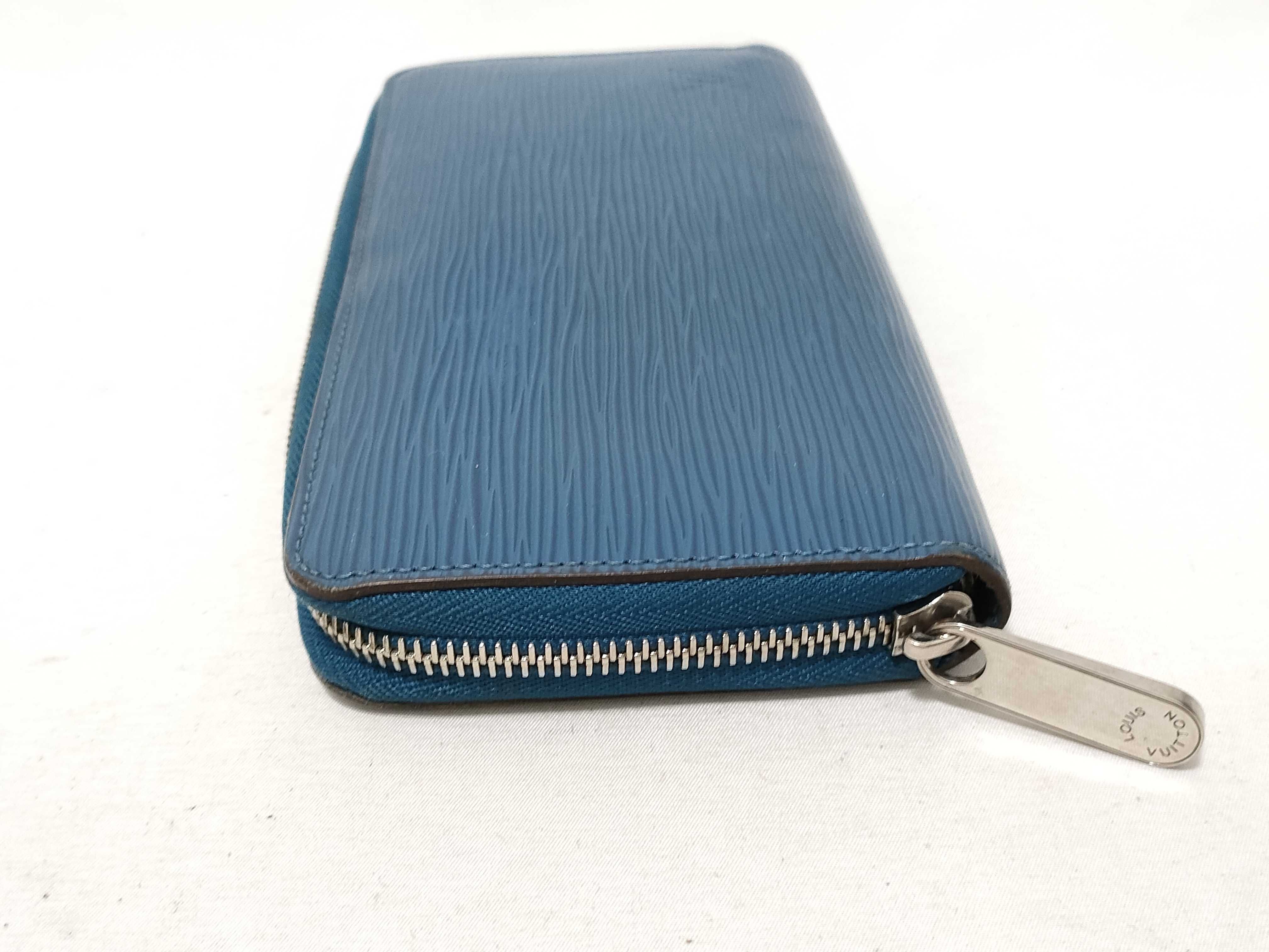 Epi Leather Round Zipper Long Wallet — view 5