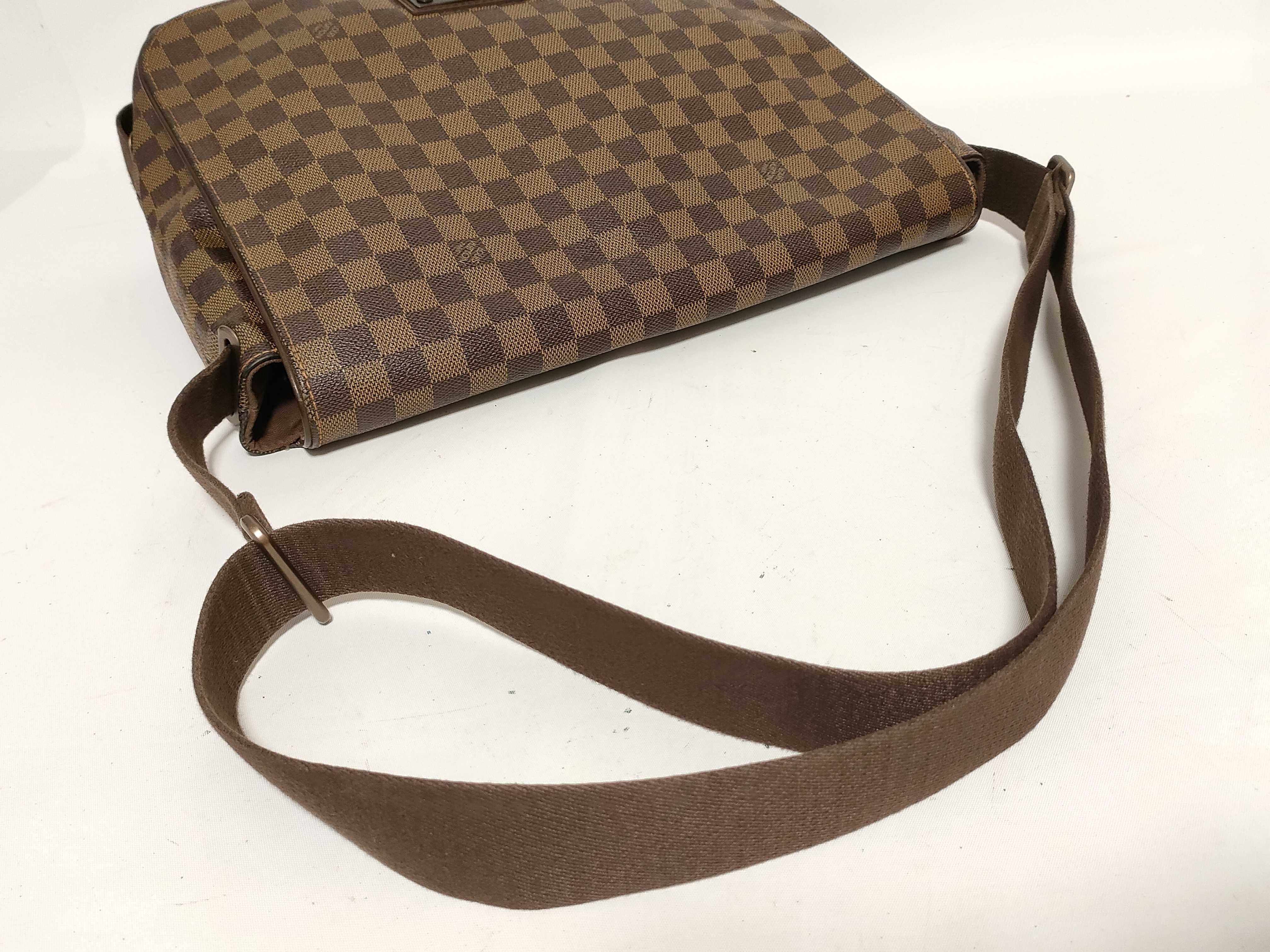 N51211 Damier Brooklyn MM Shoulder Bag — view 3