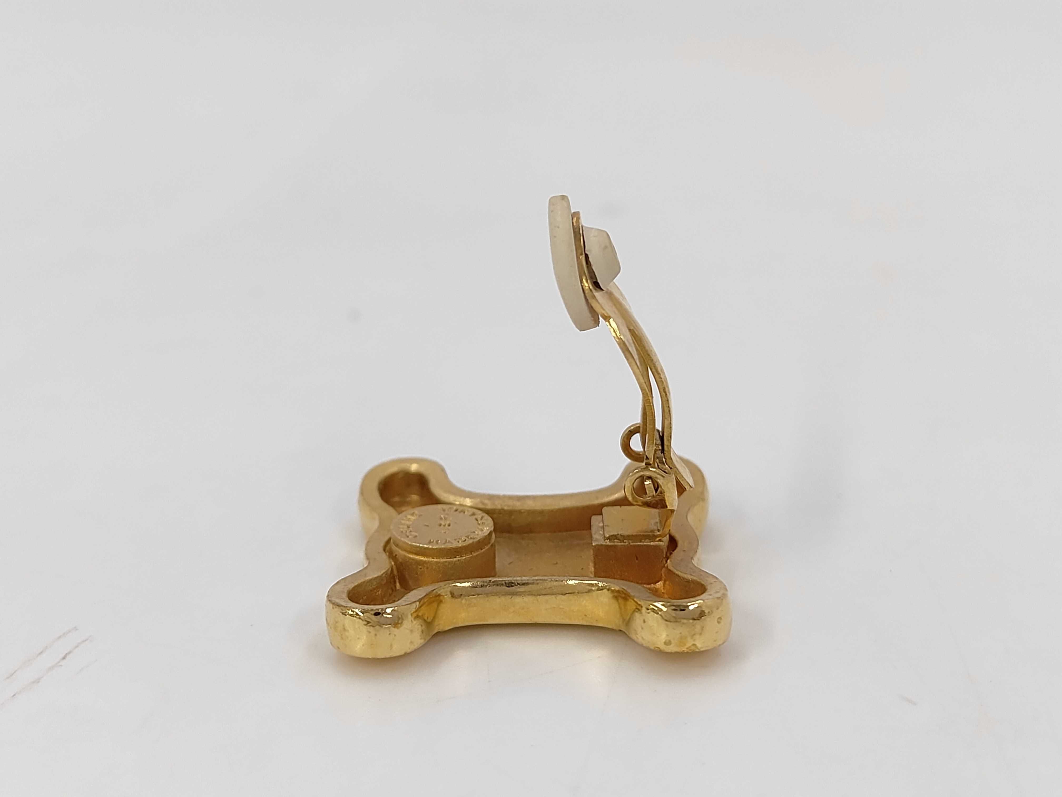 Triomphe Macadam Clip-on Earring, Gold, Single Earring — view 3