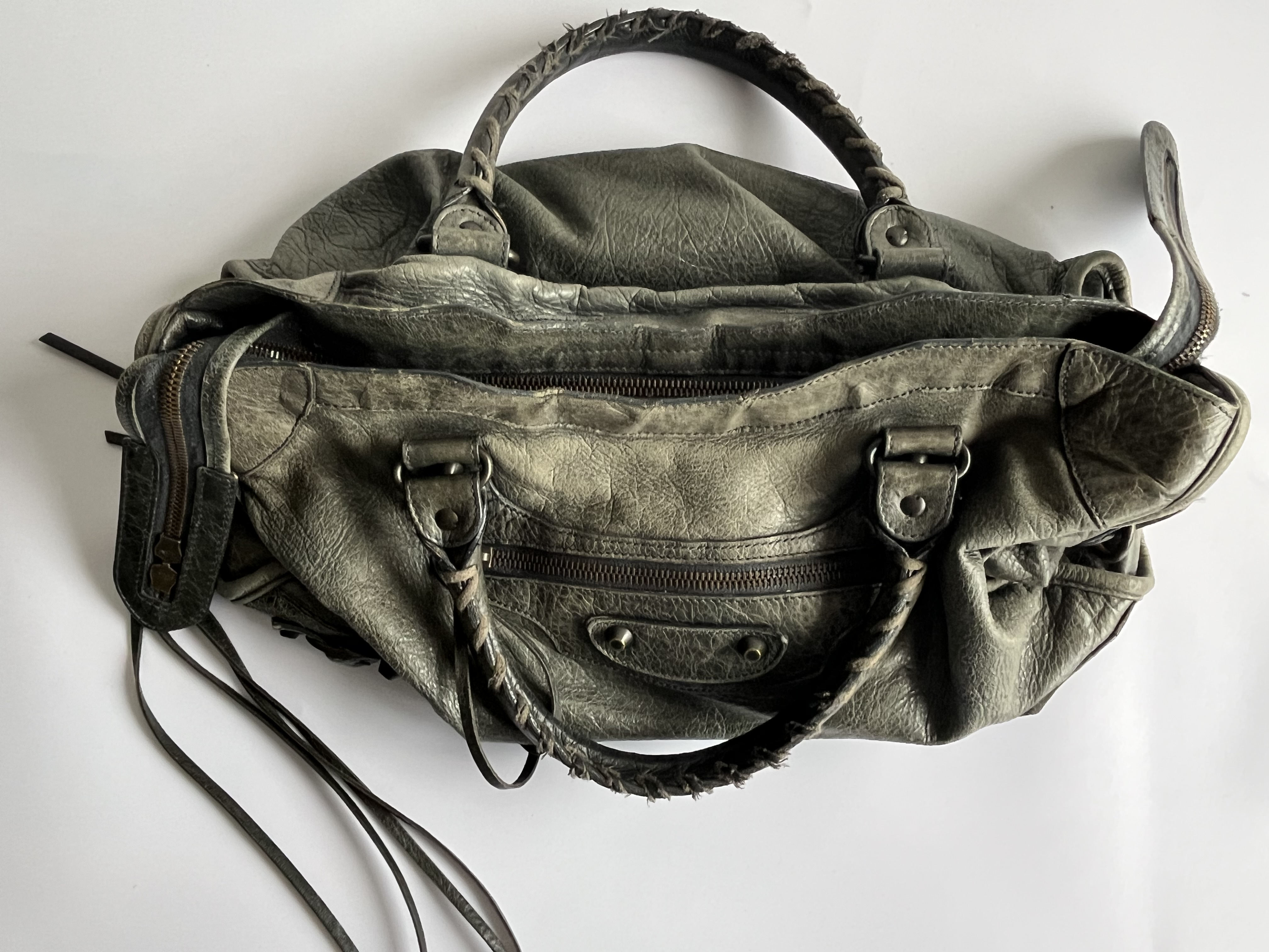 The City Olive Black Shoulder Bag — view 10
