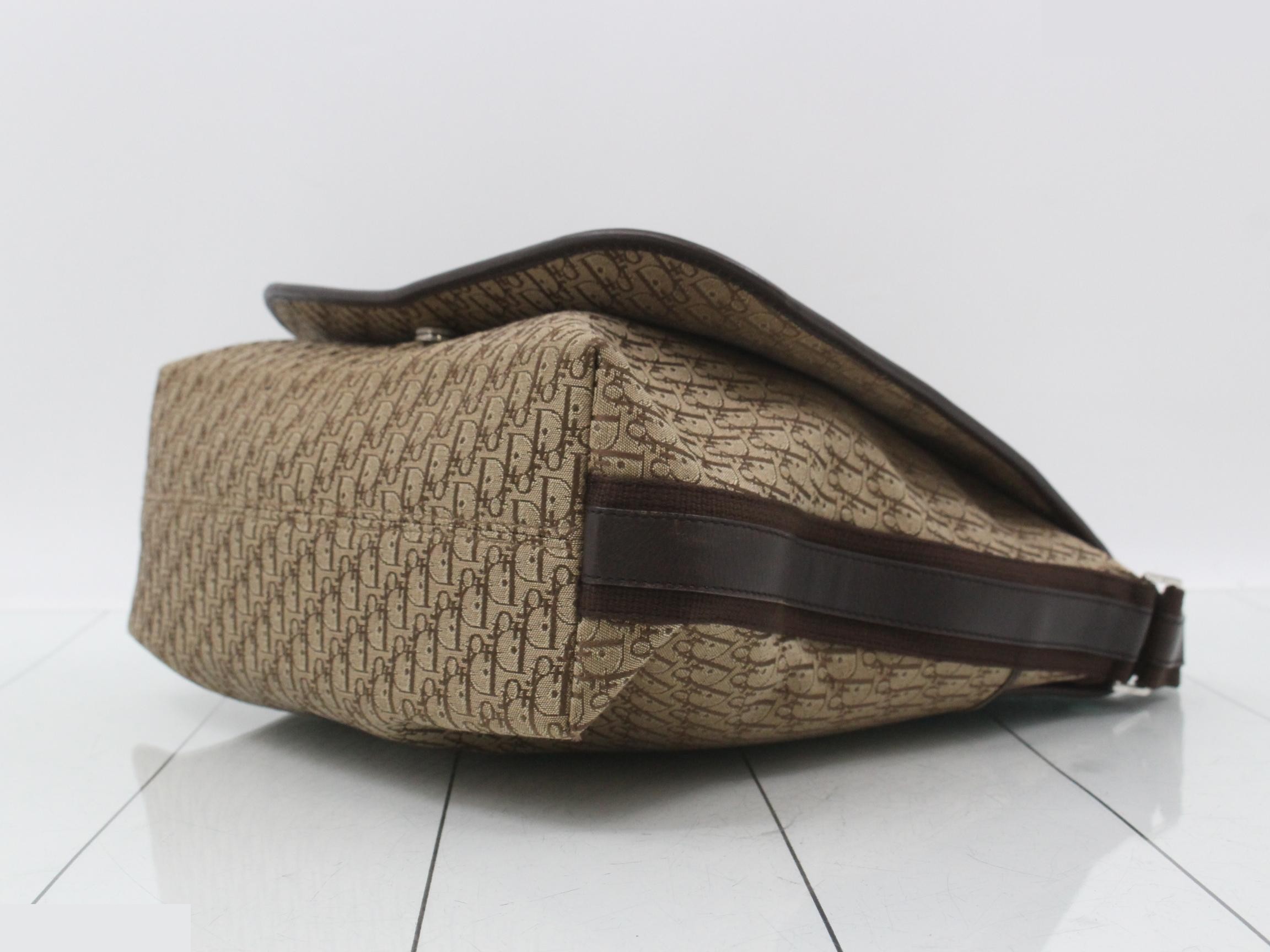 Trotter (bag) - Shoulder bag — view 6