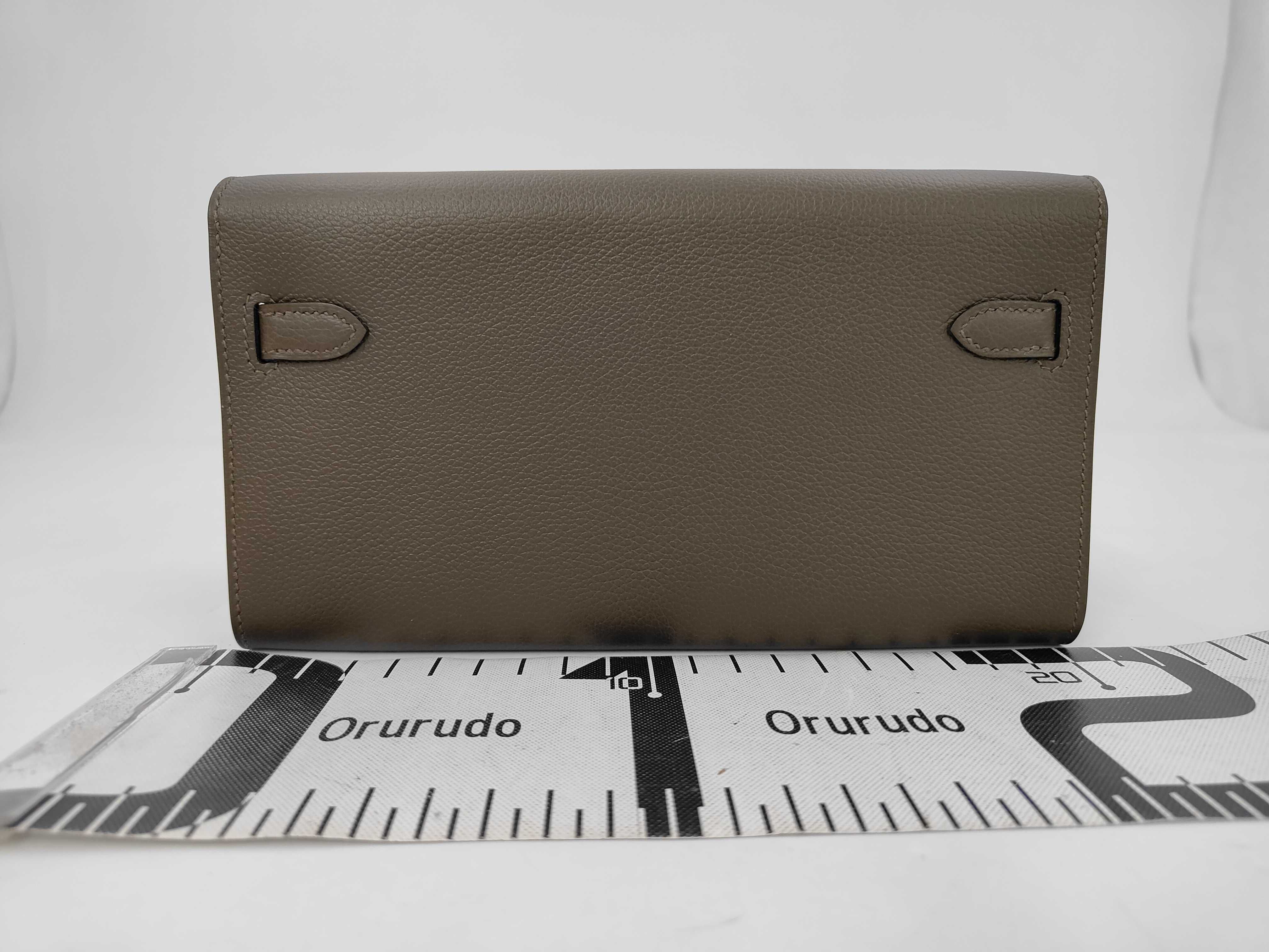 Kelly To Go Evercolor Shoulder Bag — view 2
