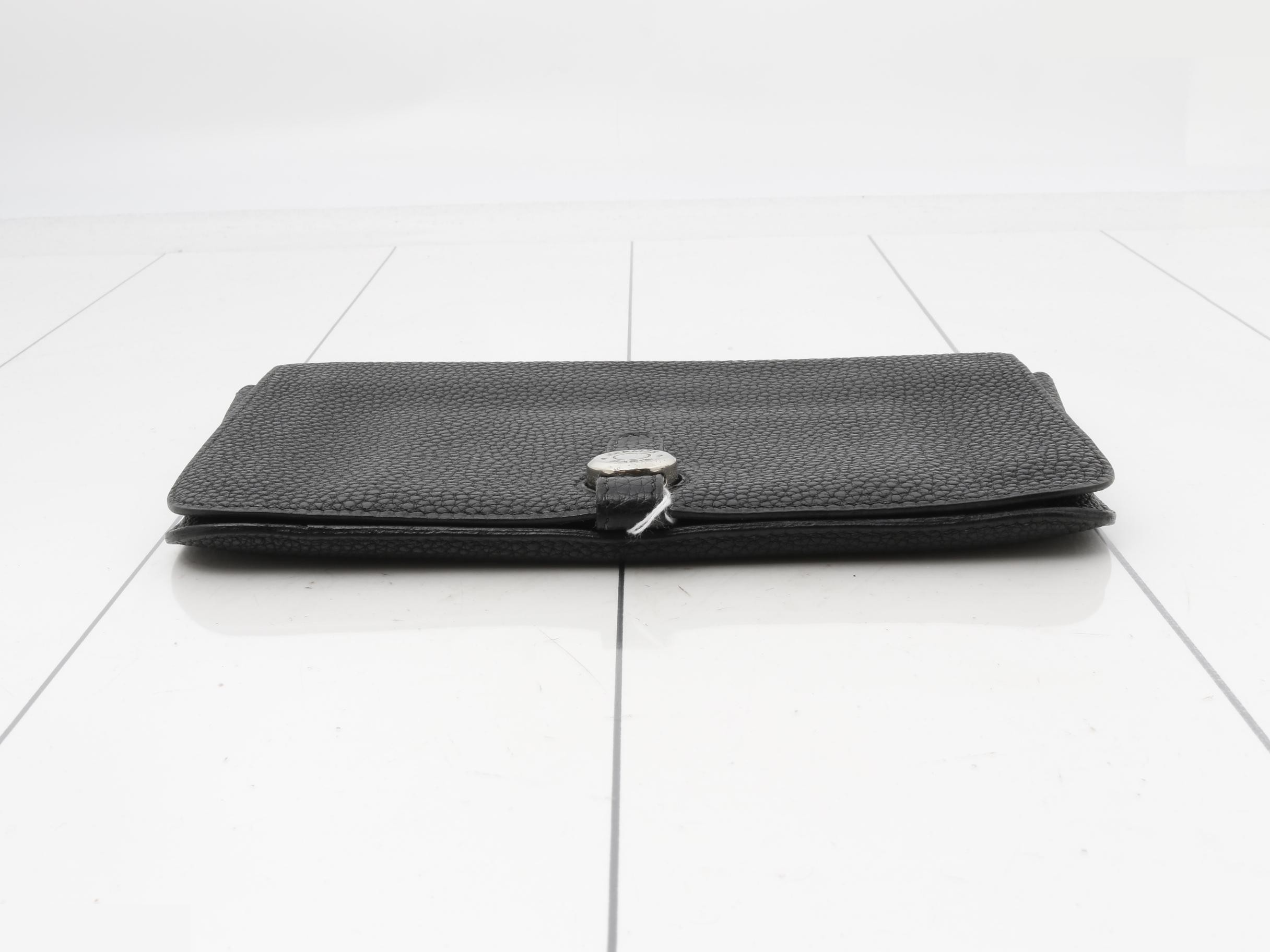 Long Wallet — view 3