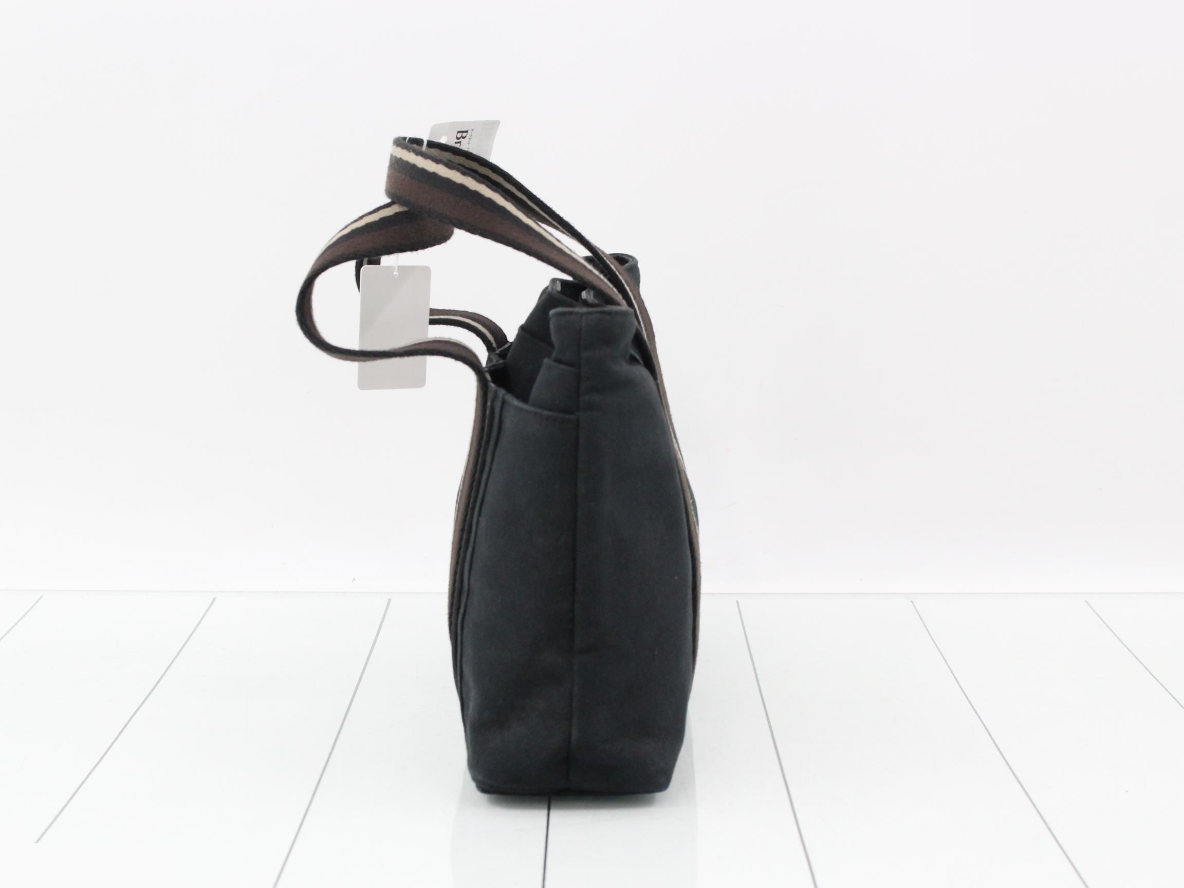 handbag — view 3