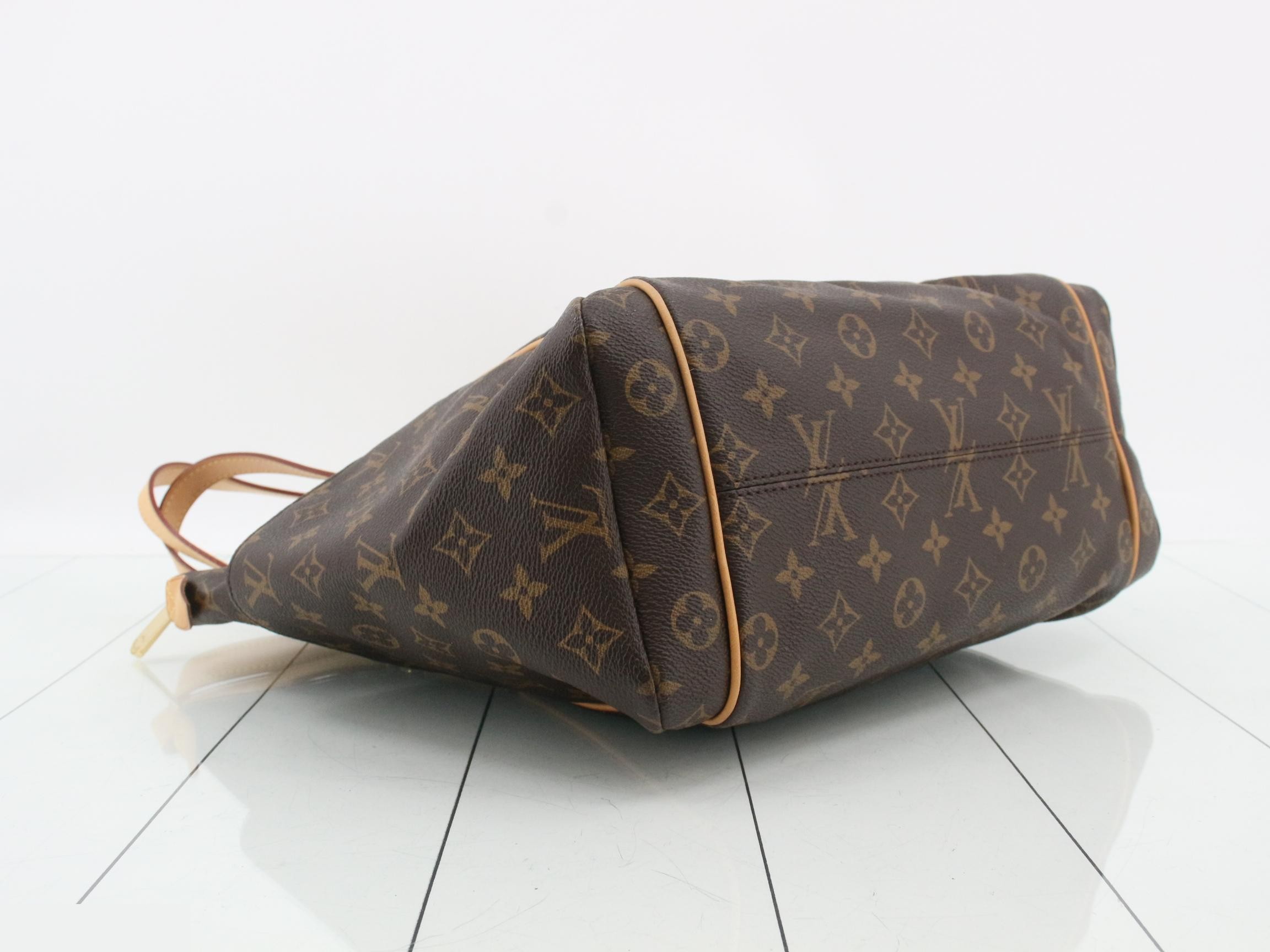 Monogram Totally MM Tote Bag — view 5