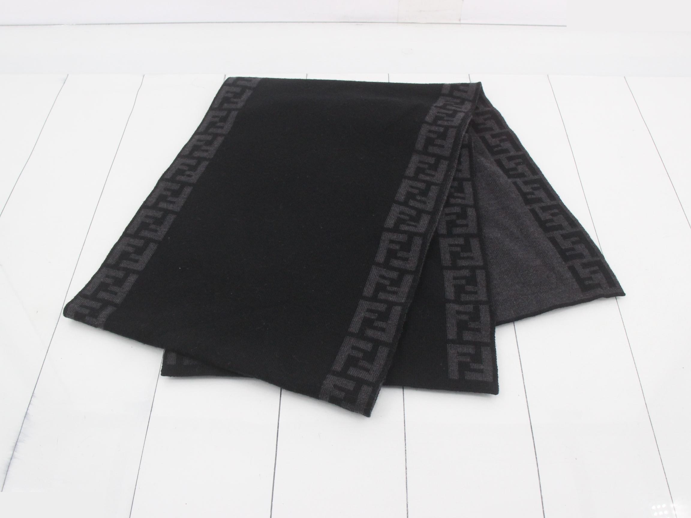 Zucca Scarf (with tags) — view 3