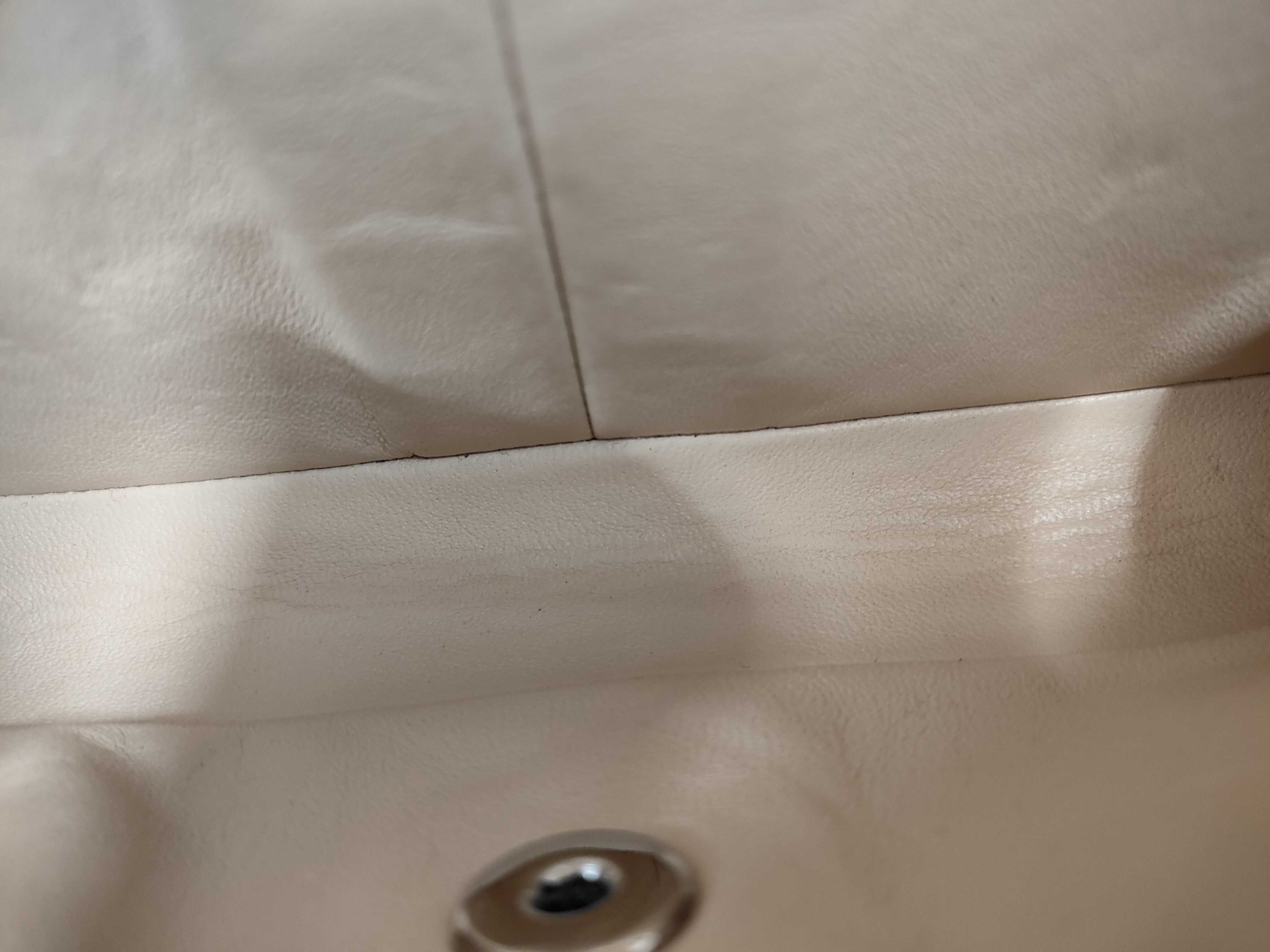 Matelassé Beige Chain Shoulder Bag — view 10