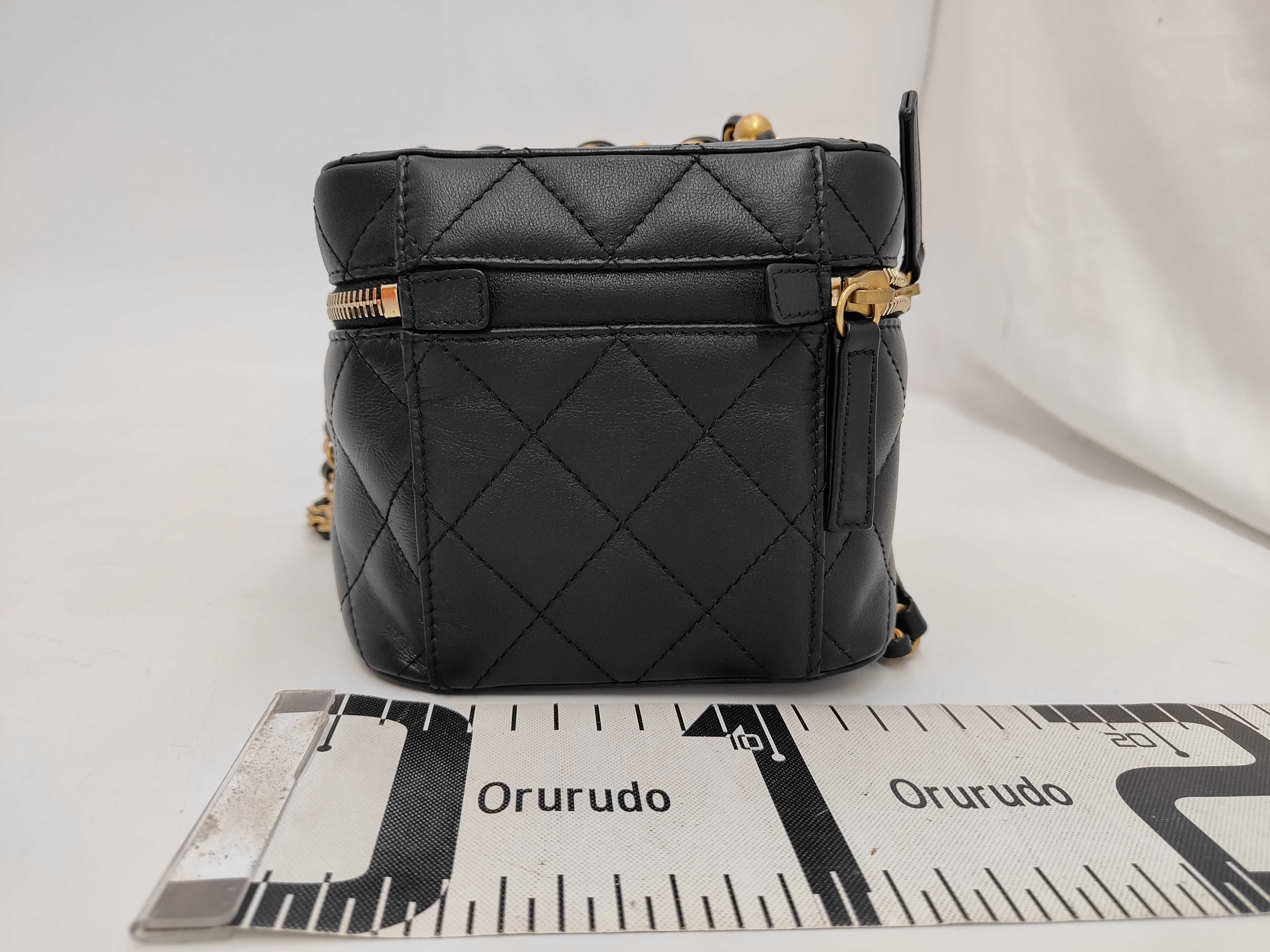 Vanity Shoulder Bag AS3228 Black Gold Hardware Random Plate C564JTU9 — view 2