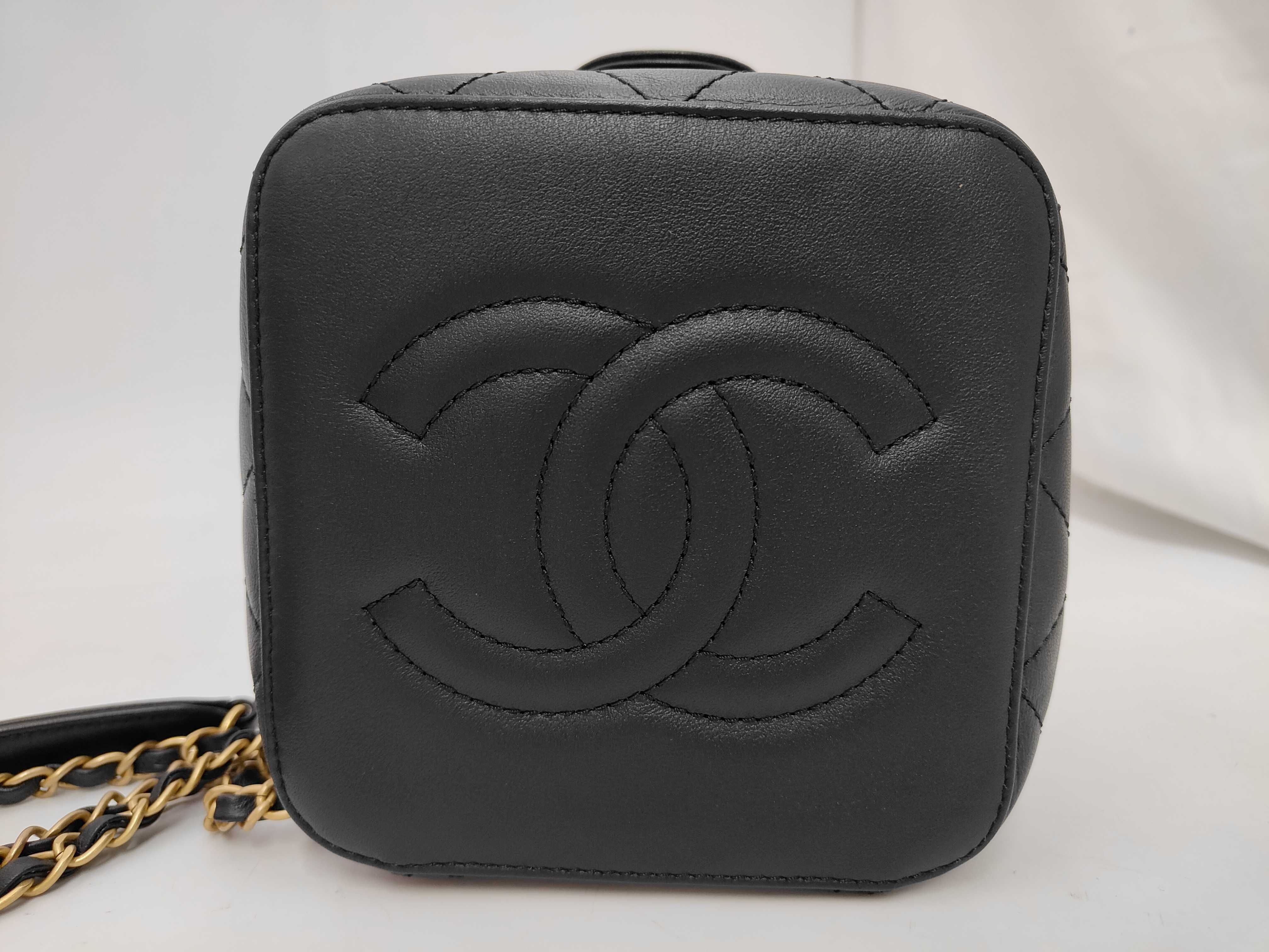 Vanity Shoulder Bag AS3228 Black Gold Hardware Random Plate C564JTU9 — view 7