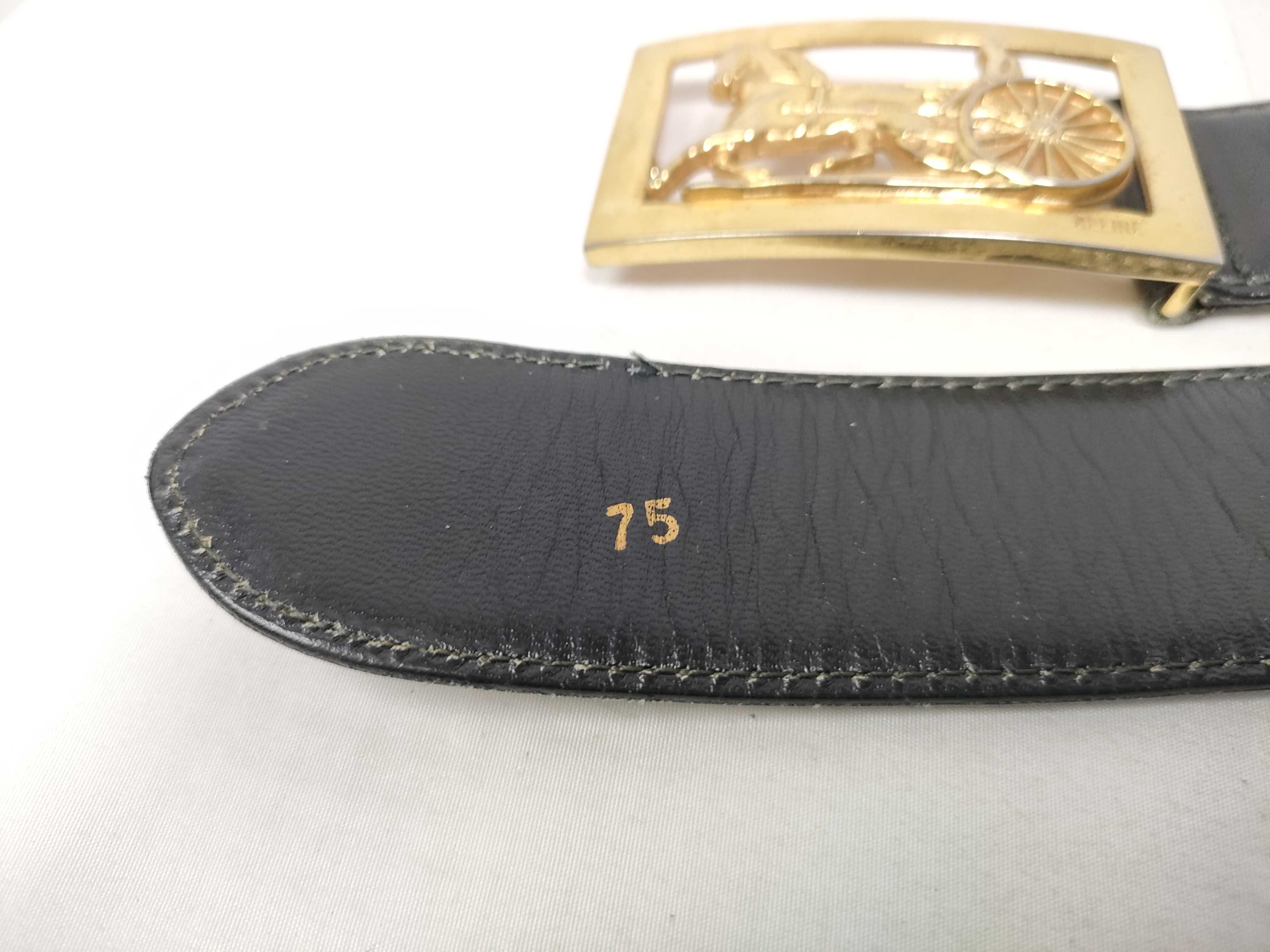 carriage pattern buckle leather belt — view 4