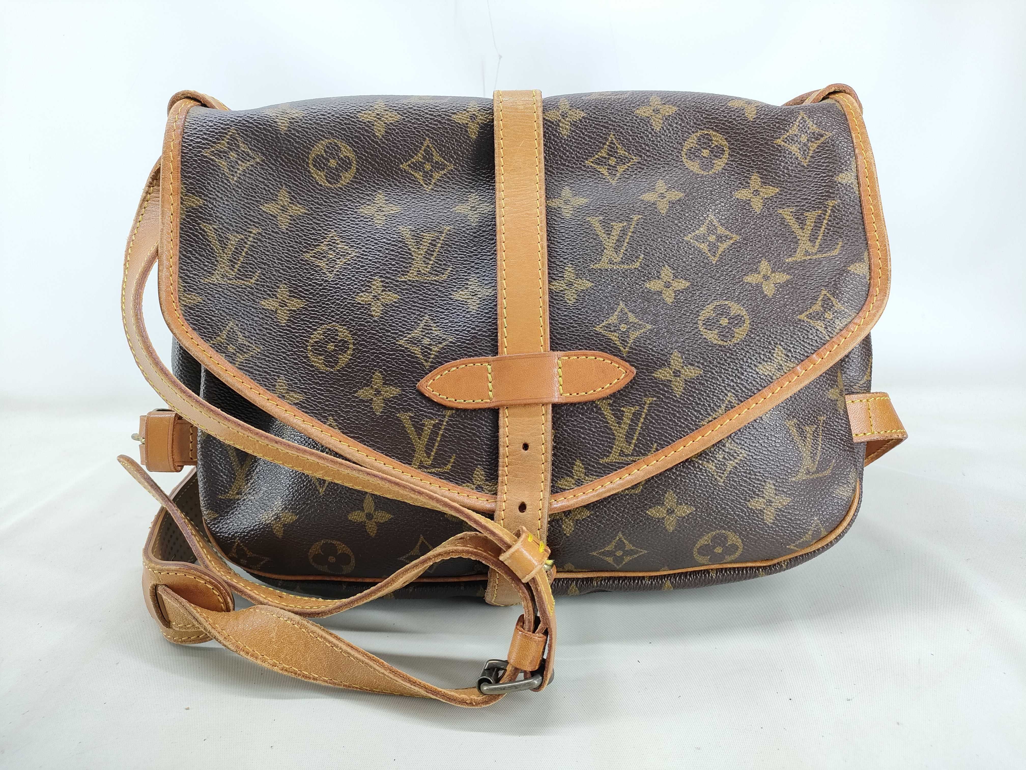 Monogram Saumur 30 Shoulder Bag Brown M42256 AR0931 Shoulder Bag