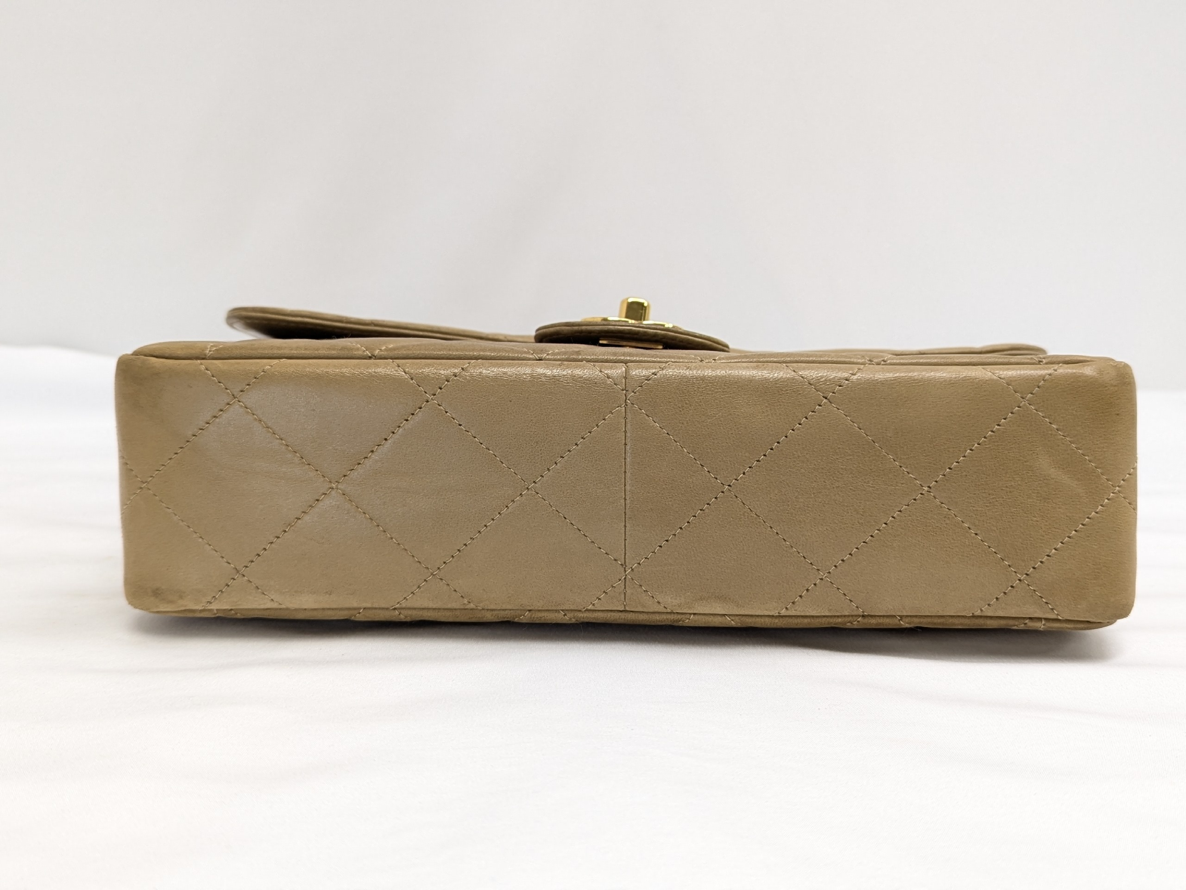 Lambskin Brown Beige Single Flap Chain Shoulder Bag (Series 3) — view 5