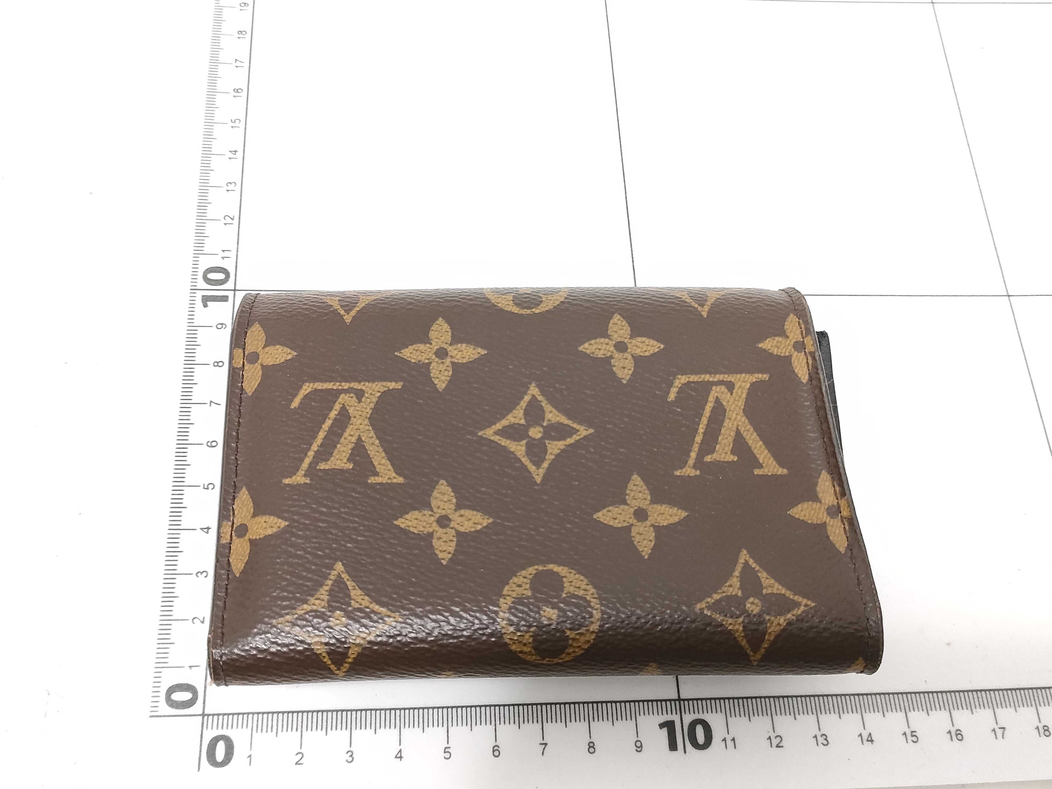 Monogram M62578 Portefeuille Flower Compact Wallet — view 2