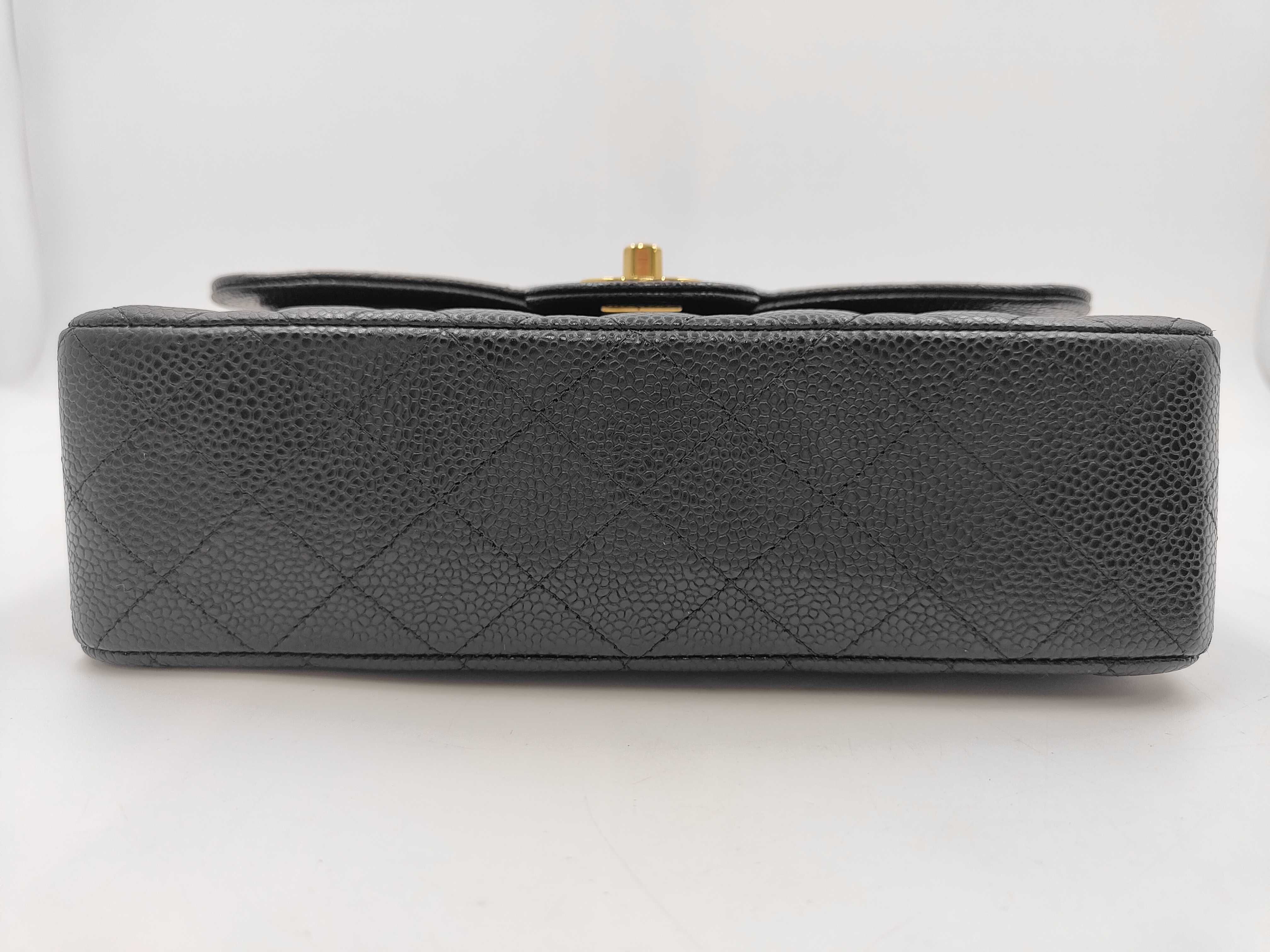 Matelassé 23 Small Caviar Skin Double Flap Black Ceiling Plate Gold Hardware A 01113 Shoulder Bag — view 6