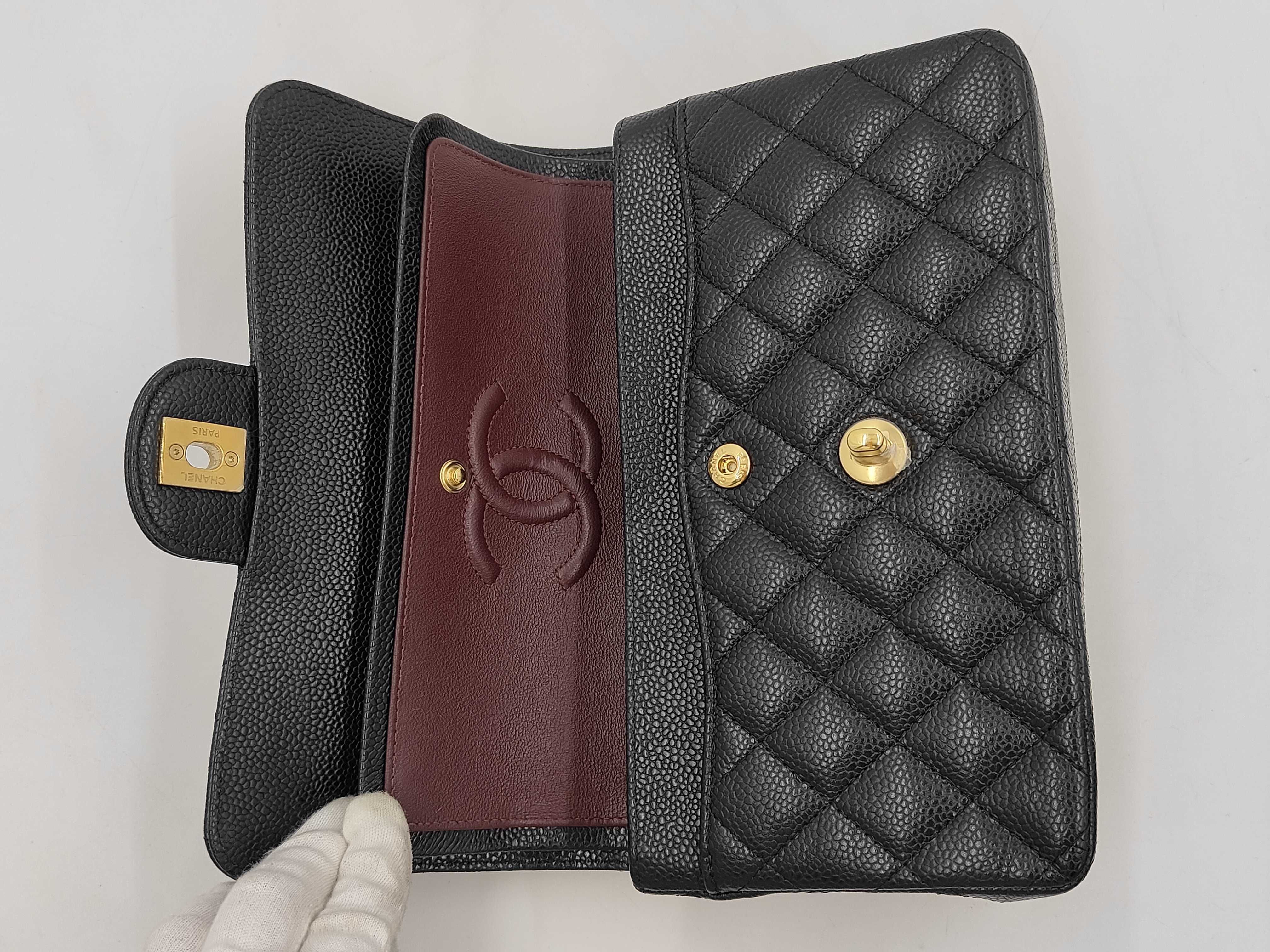 Matelassé 23 Small Caviar Skin Double Flap Black Ceiling Plate Gold Hardware A 01113 Shoulder Bag — view 8