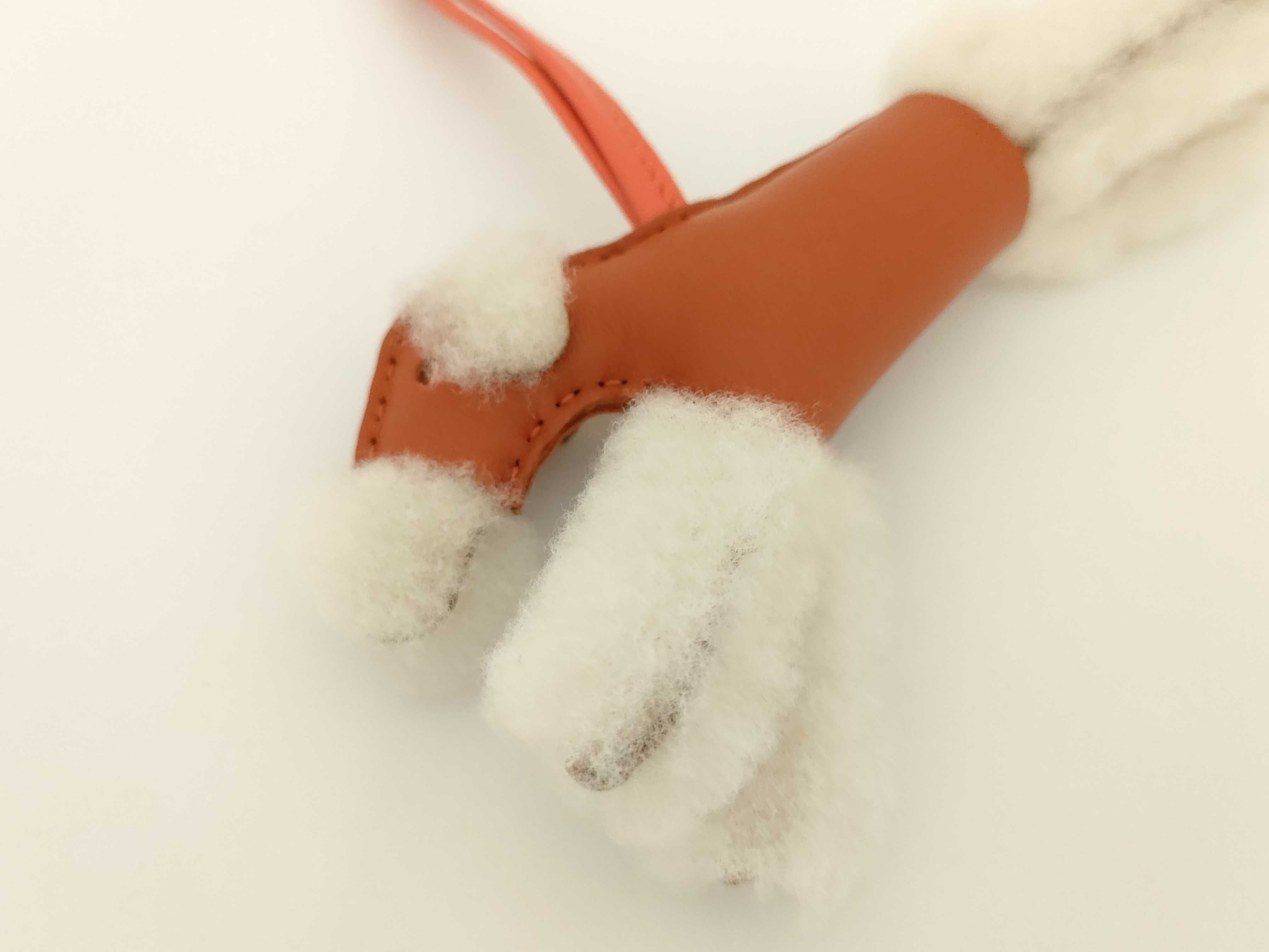 Buddy Charm, Cornelian, U stamp, Unused, Hermes Charm — view 3