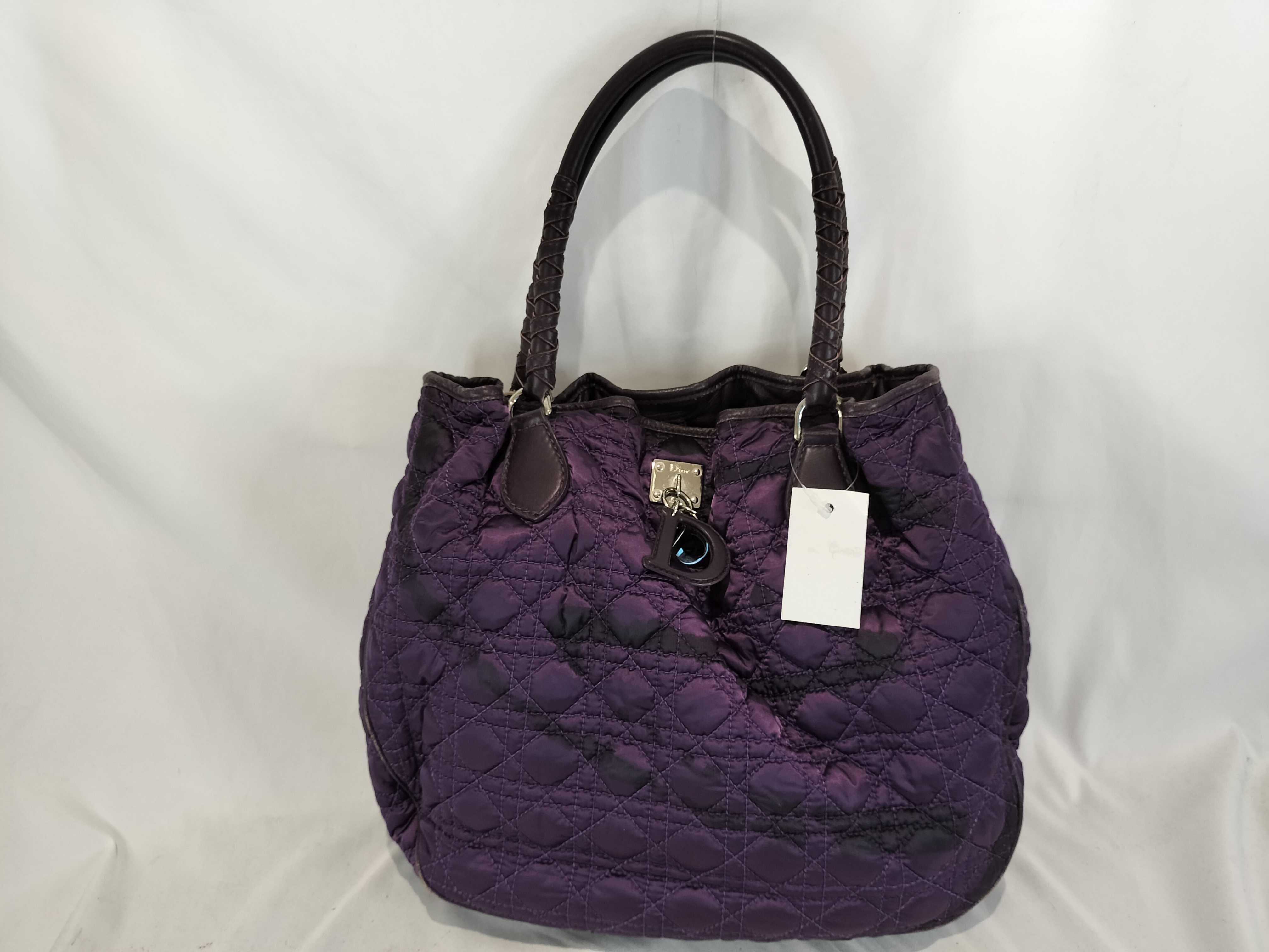 hand bag