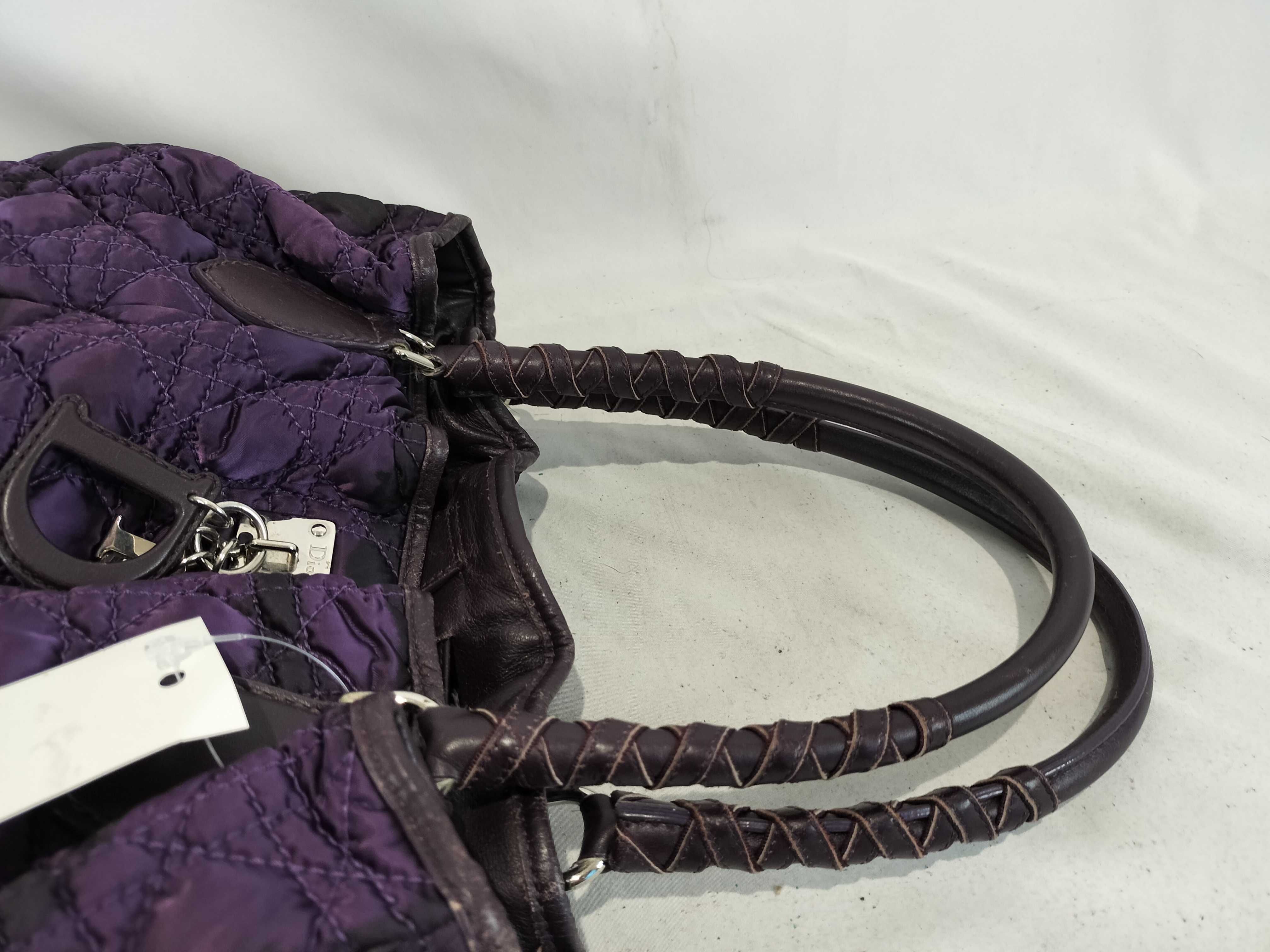 hand bag — view 3
