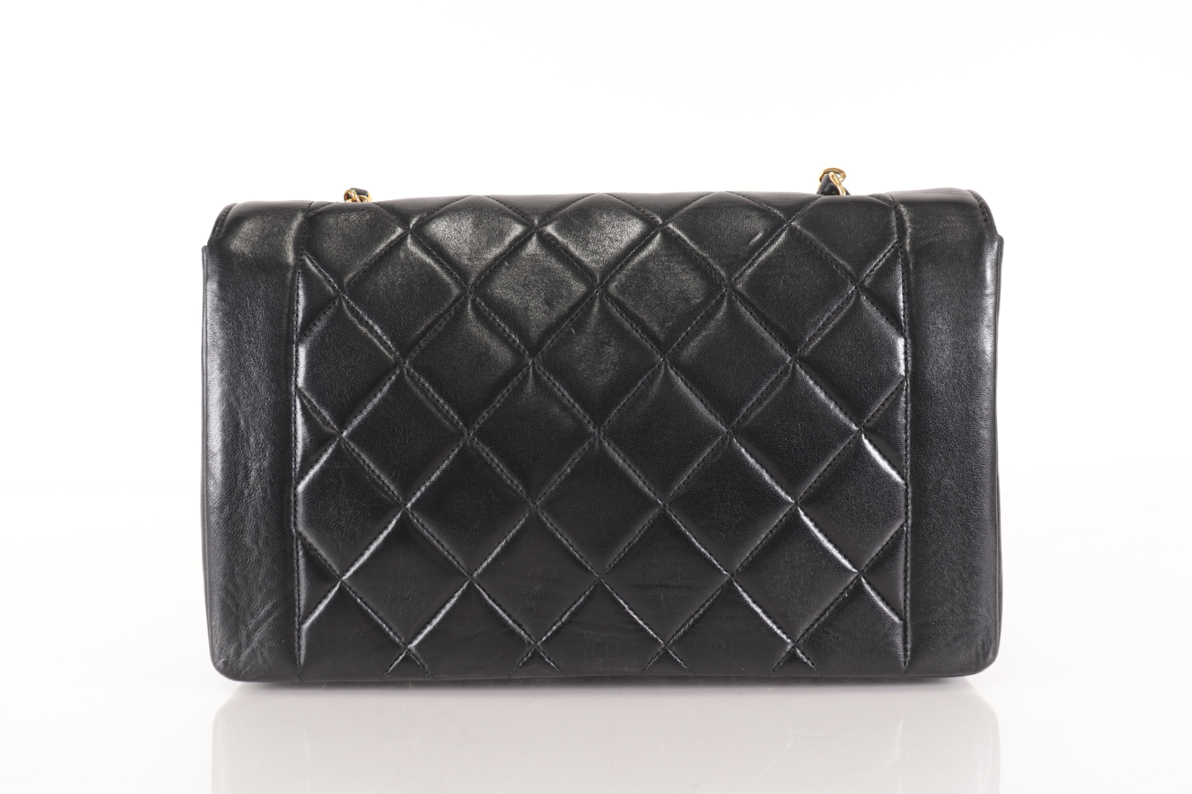 Diana 25 Lambskin Chain Shoulder Bag (Serial No. 4) — view 2