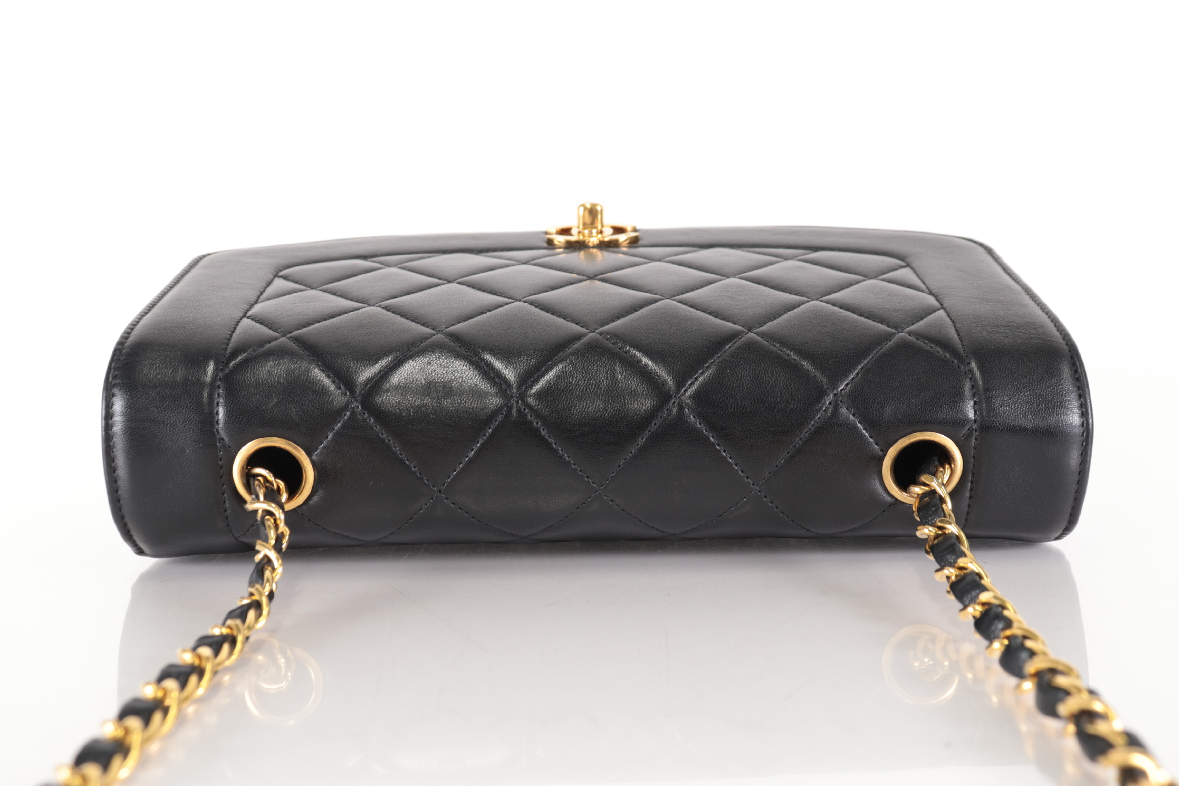 Diana 25 Lambskin Chain Shoulder Bag (Serial No. 4) — view 5