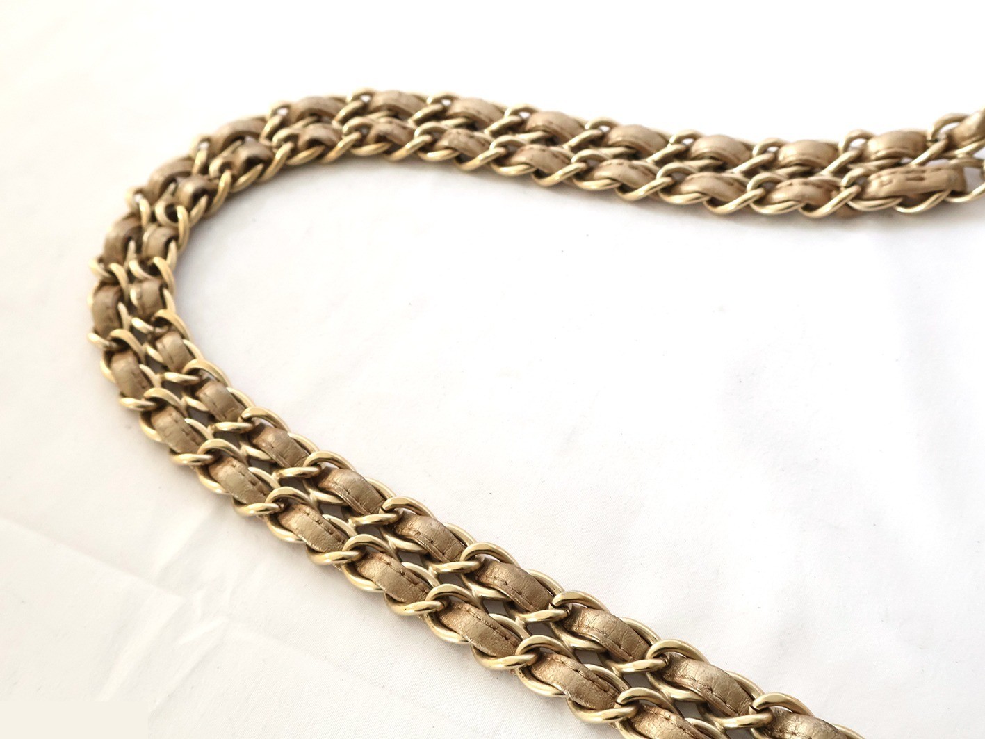 Matelassé Lambskin Double Chain Shoulder Bag, Gold — view 8