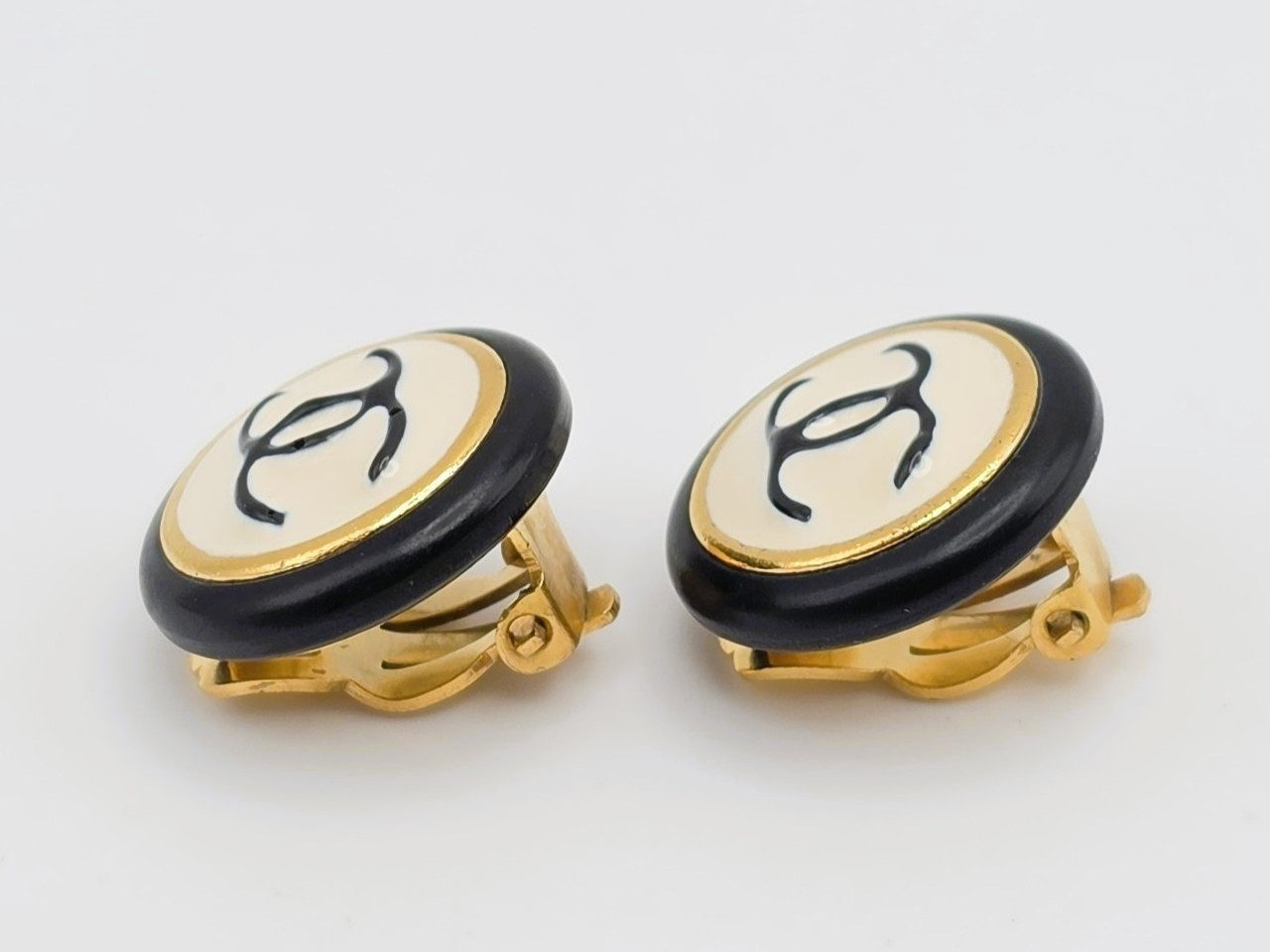 earrings — view 2