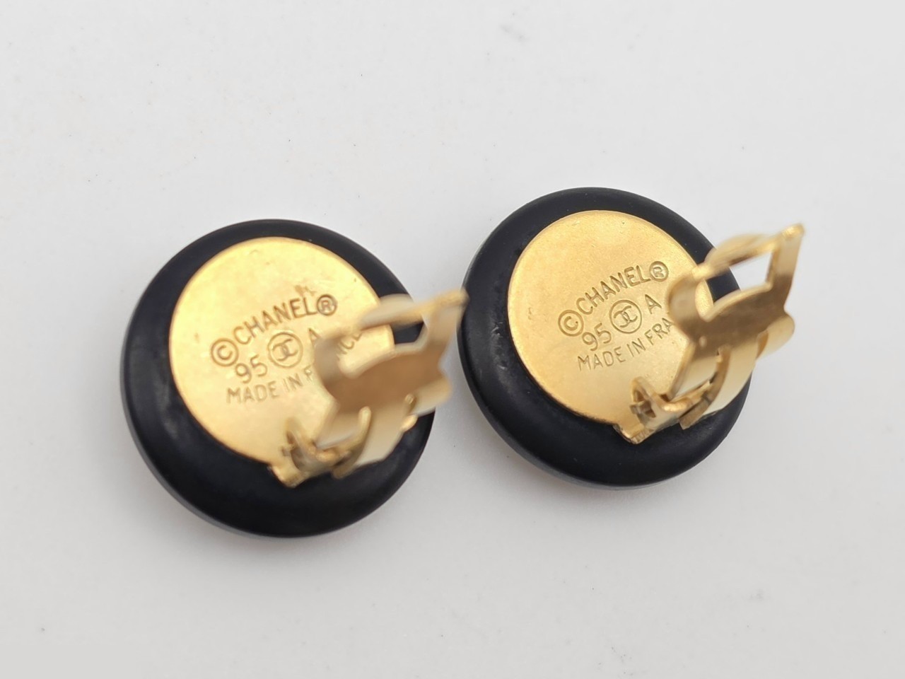 earrings — view 6