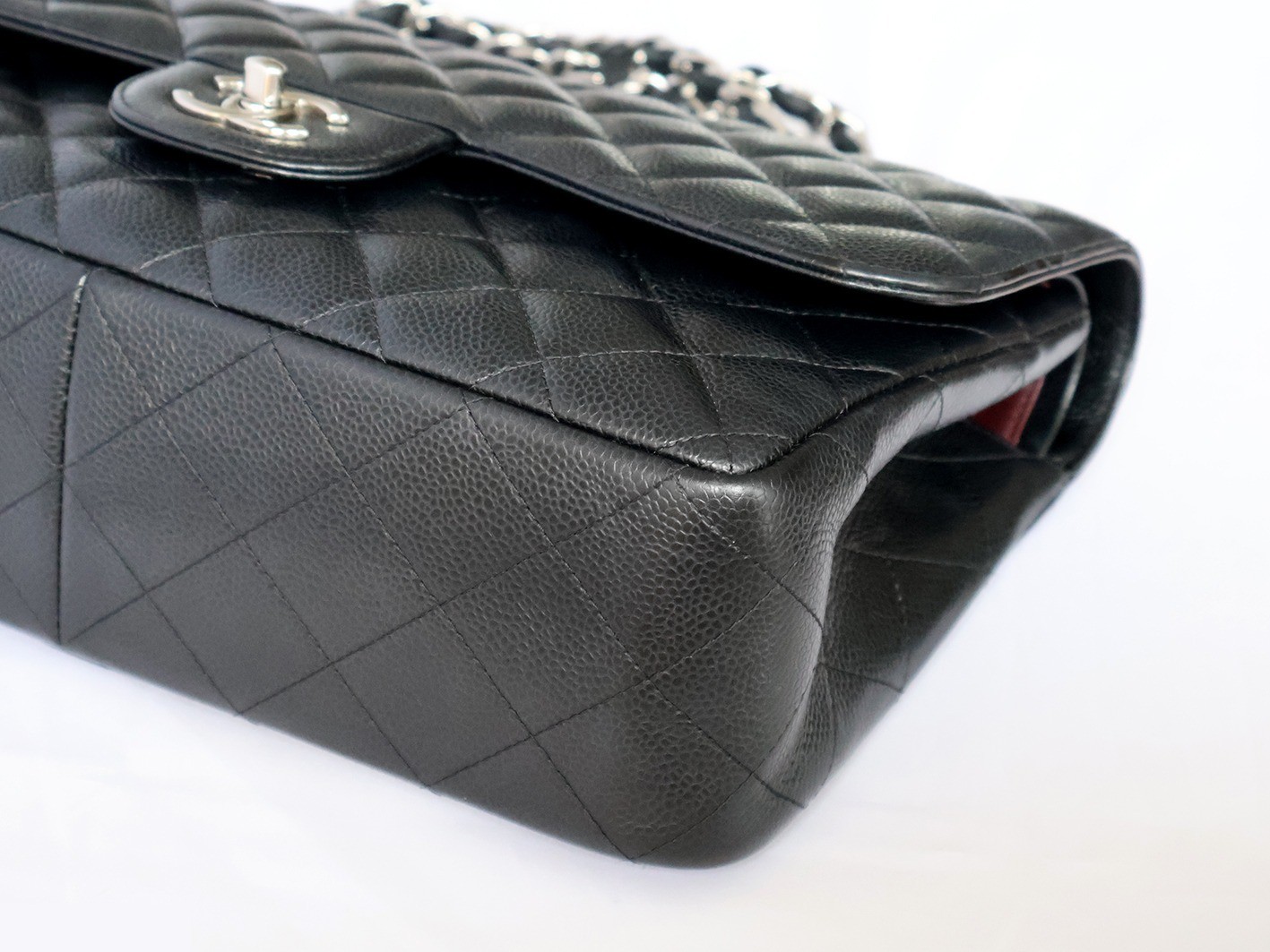 Caviar leather large matelassé double flap double chain shoulder bag, black — view 4