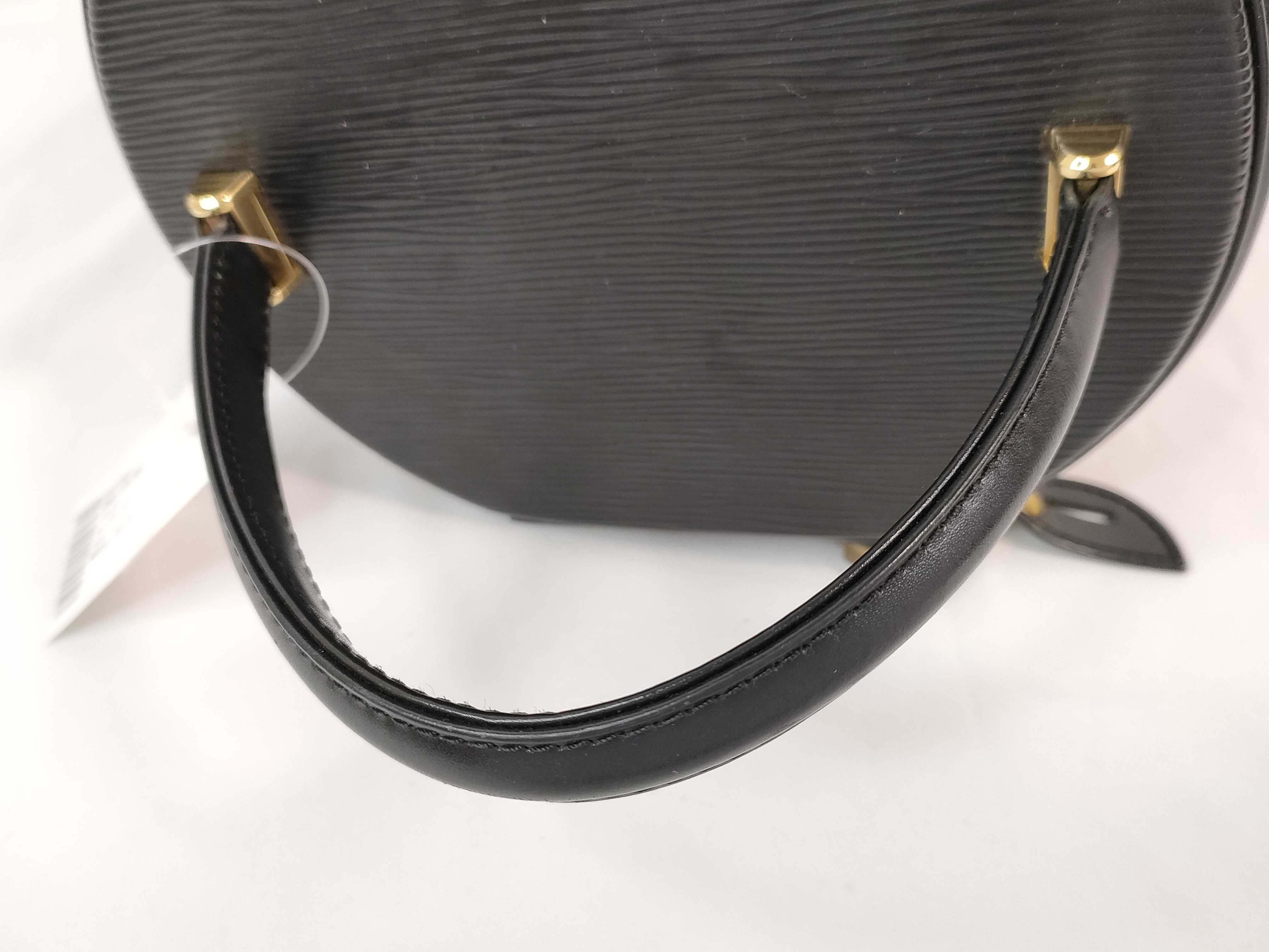 Epi M48032 Cannes Vanity Bag — view 3