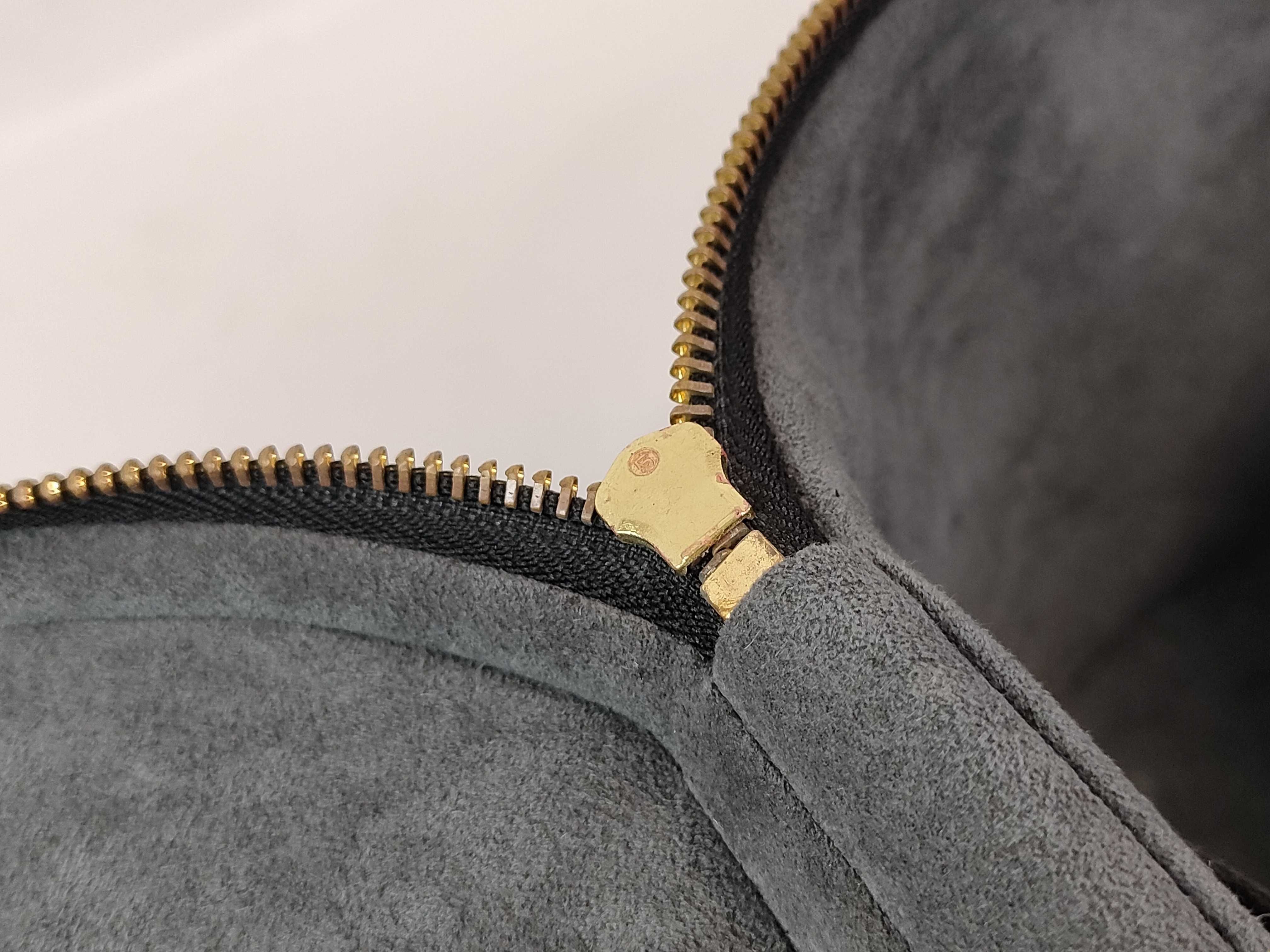 Epi M48032 Cannes Vanity Bag — view 10