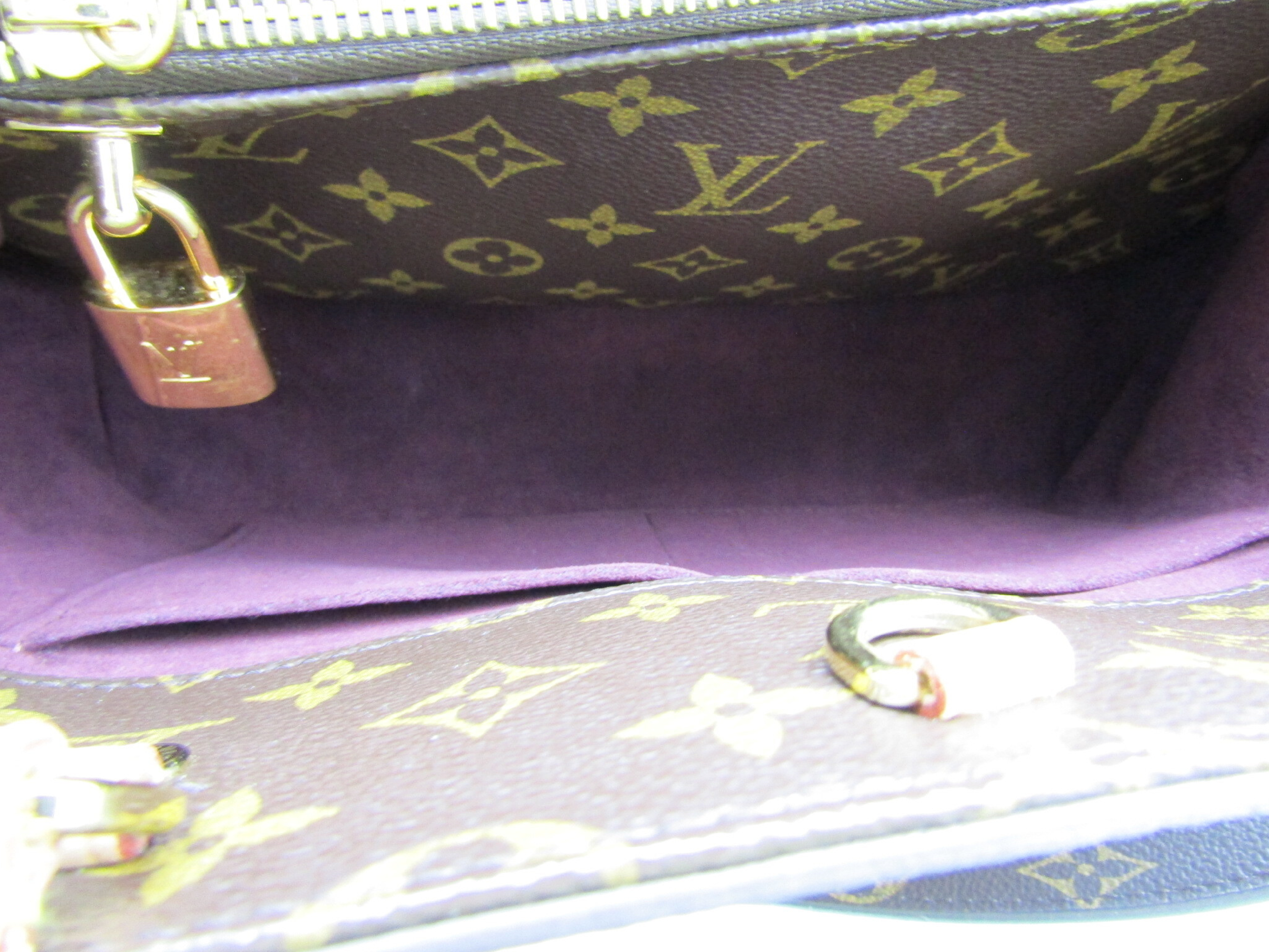 LV Montaigne MM M41056 Gold Hardware Monogram 2-way Handbag — view 5