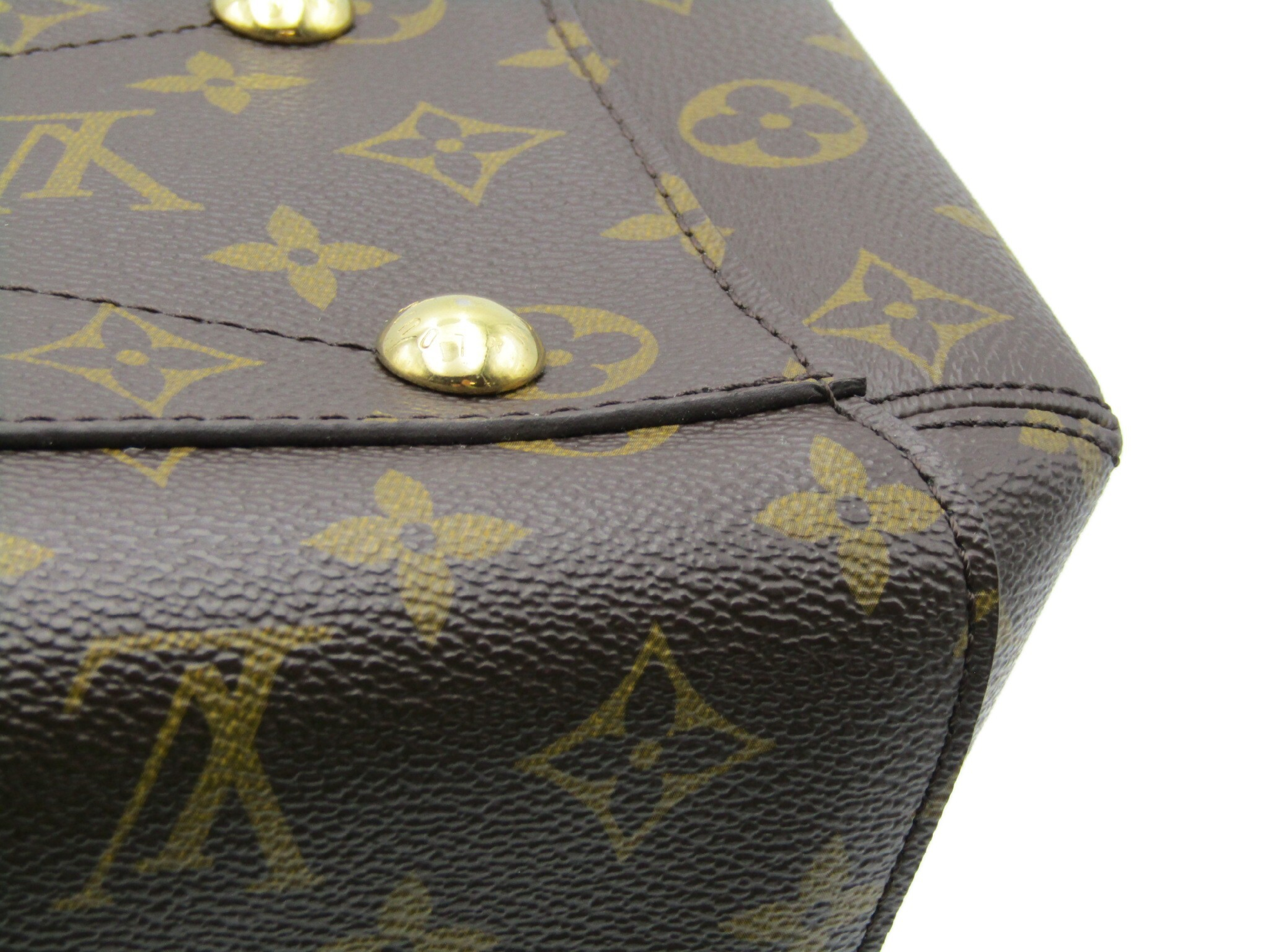 LV Montaigne MM M41056 Gold Hardware Monogram 2-way Handbag — view 7
