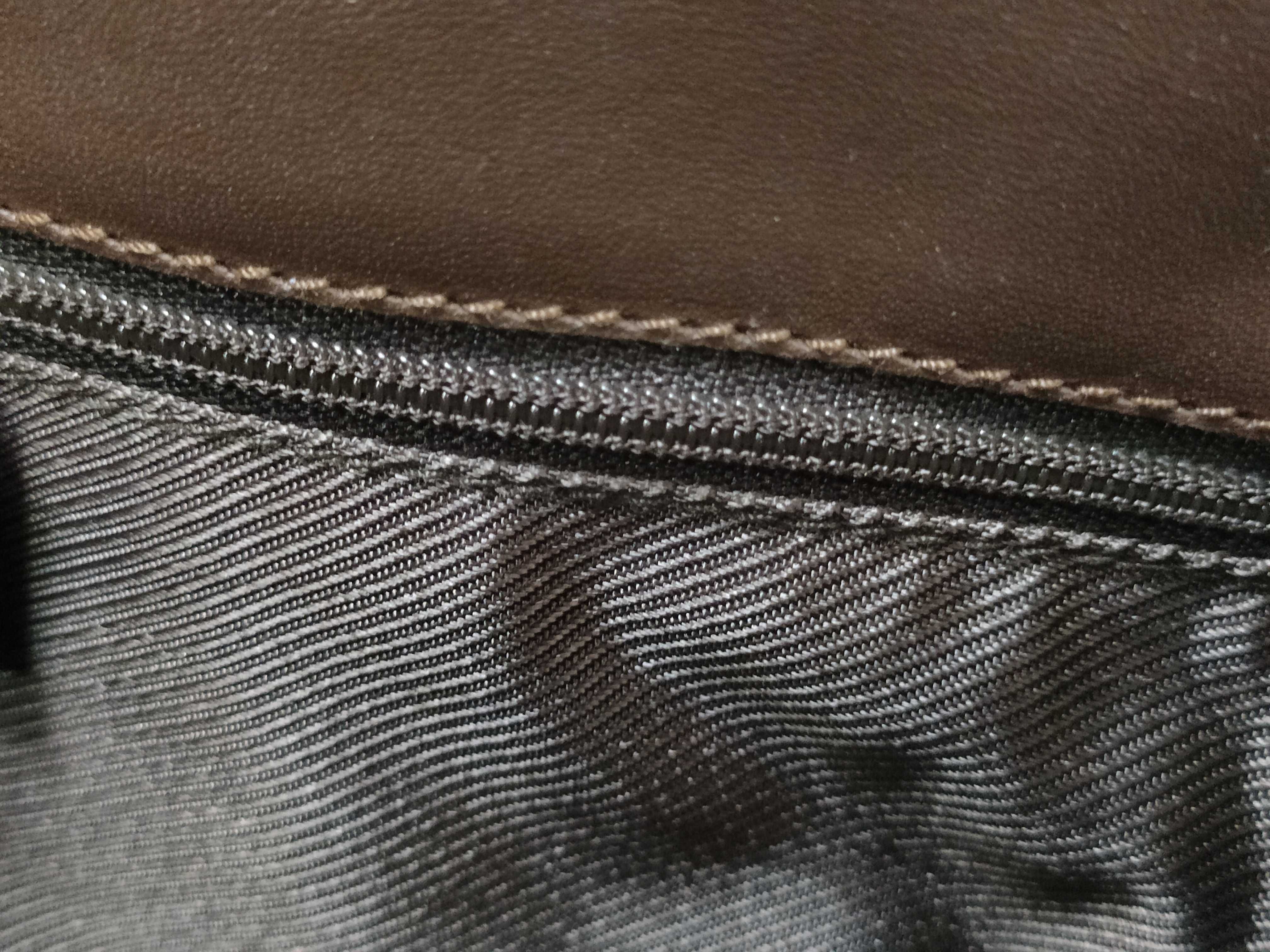 GG Canvas Jackie Handbag — view 11