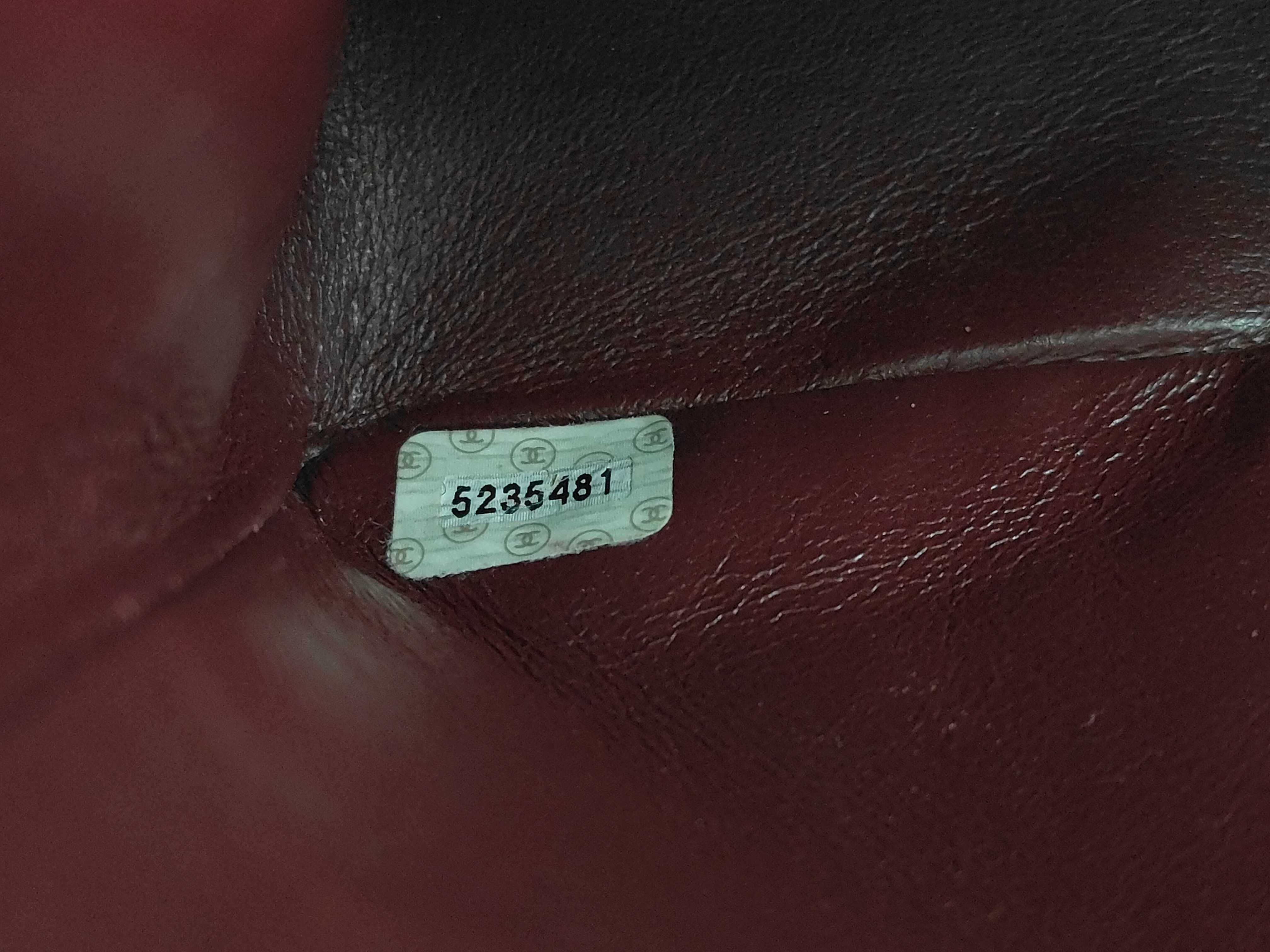 Lambskin Black Gold Matelassé Flap Shoulder Bag (Serial Number 5) — view 13