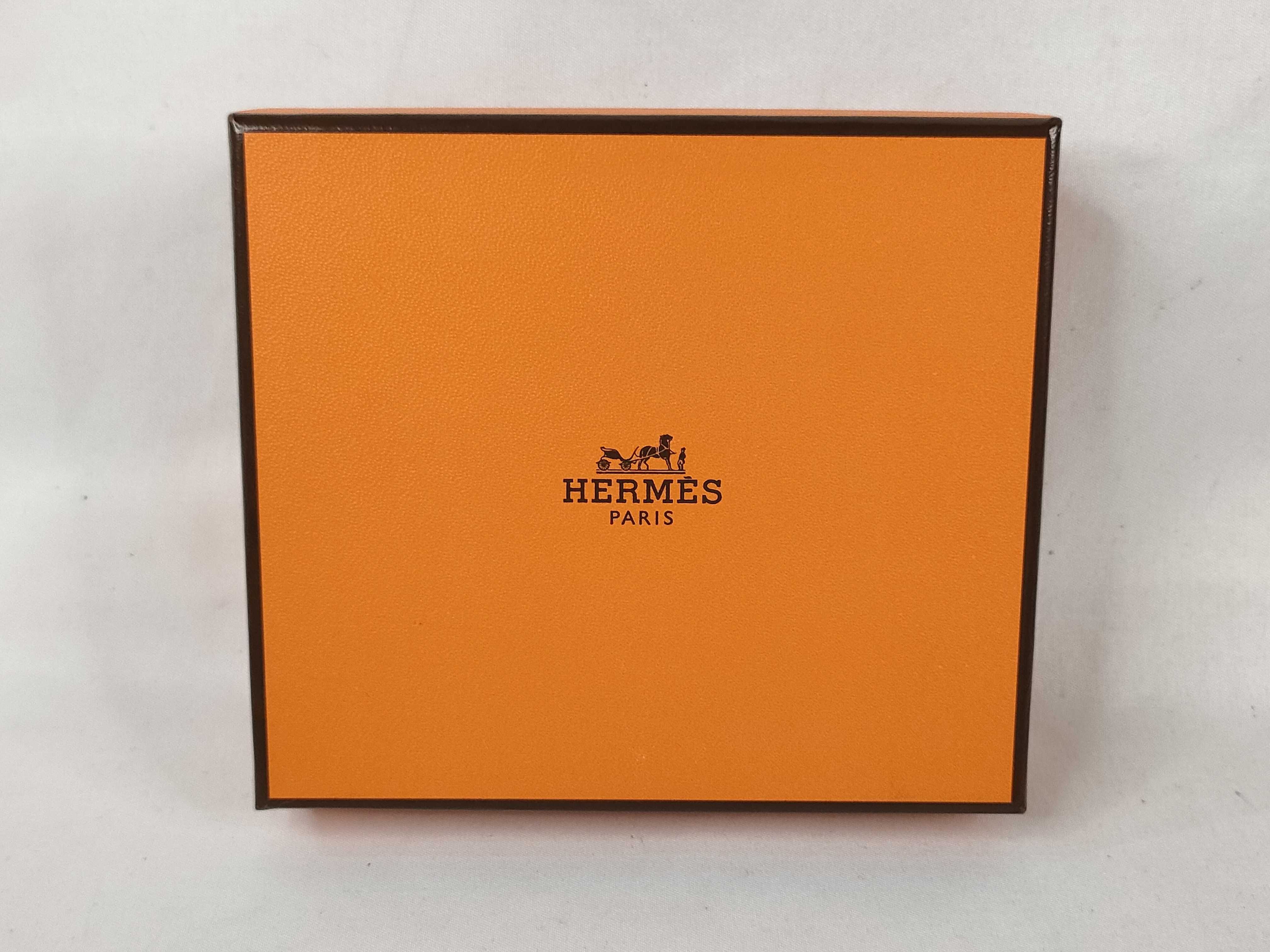 Bearn Mini Vert Vertigo x Silver Hardware B Stamp Hermes Unused Wallet — view 14