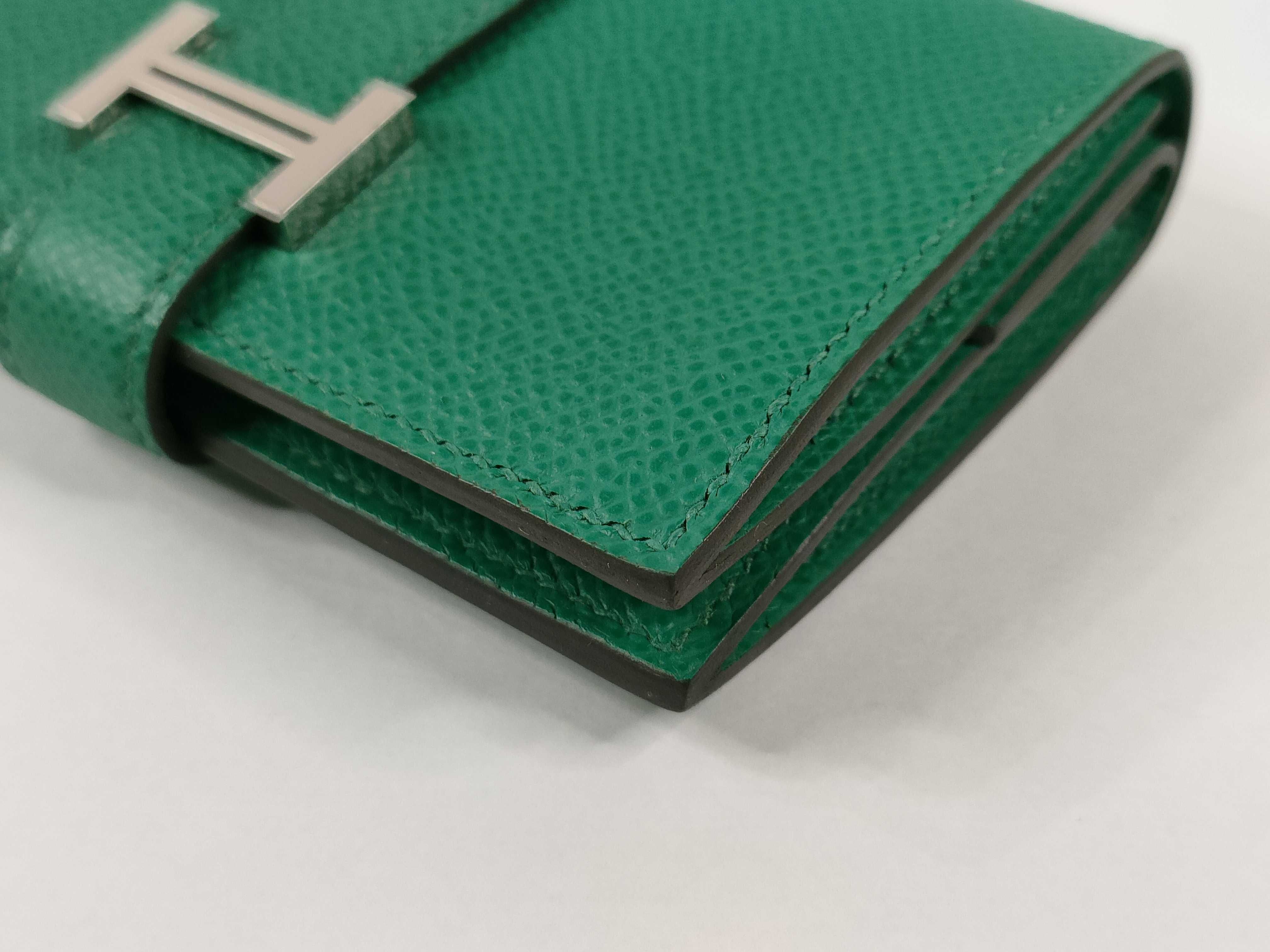Bearn Mini Vert Vertigo x Silver Hardware B Stamp Hermes Unused Wallet — view 3