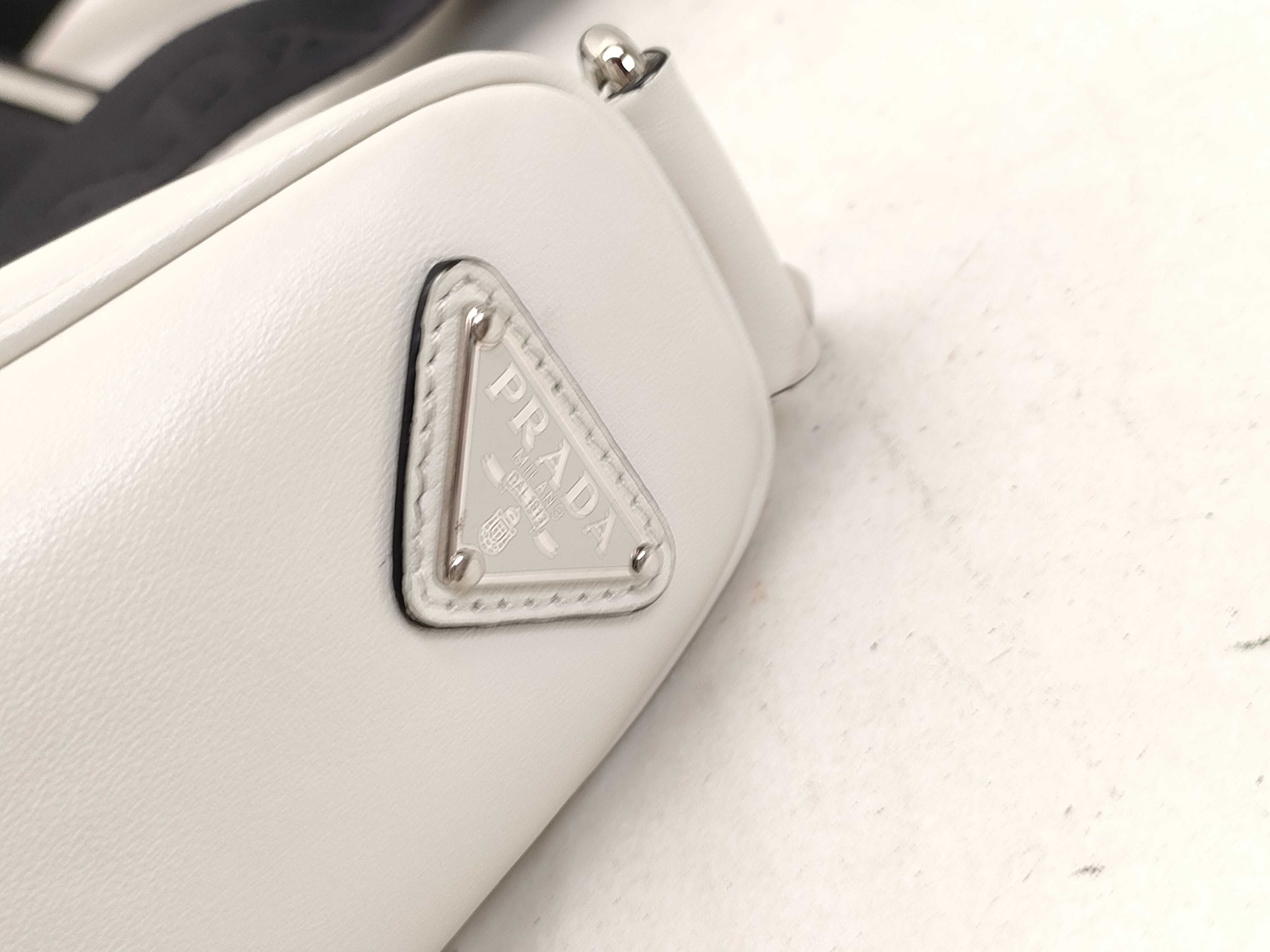 Triangle Leather Shoulder Bag 1BH190 Shoulder Bag — view 5