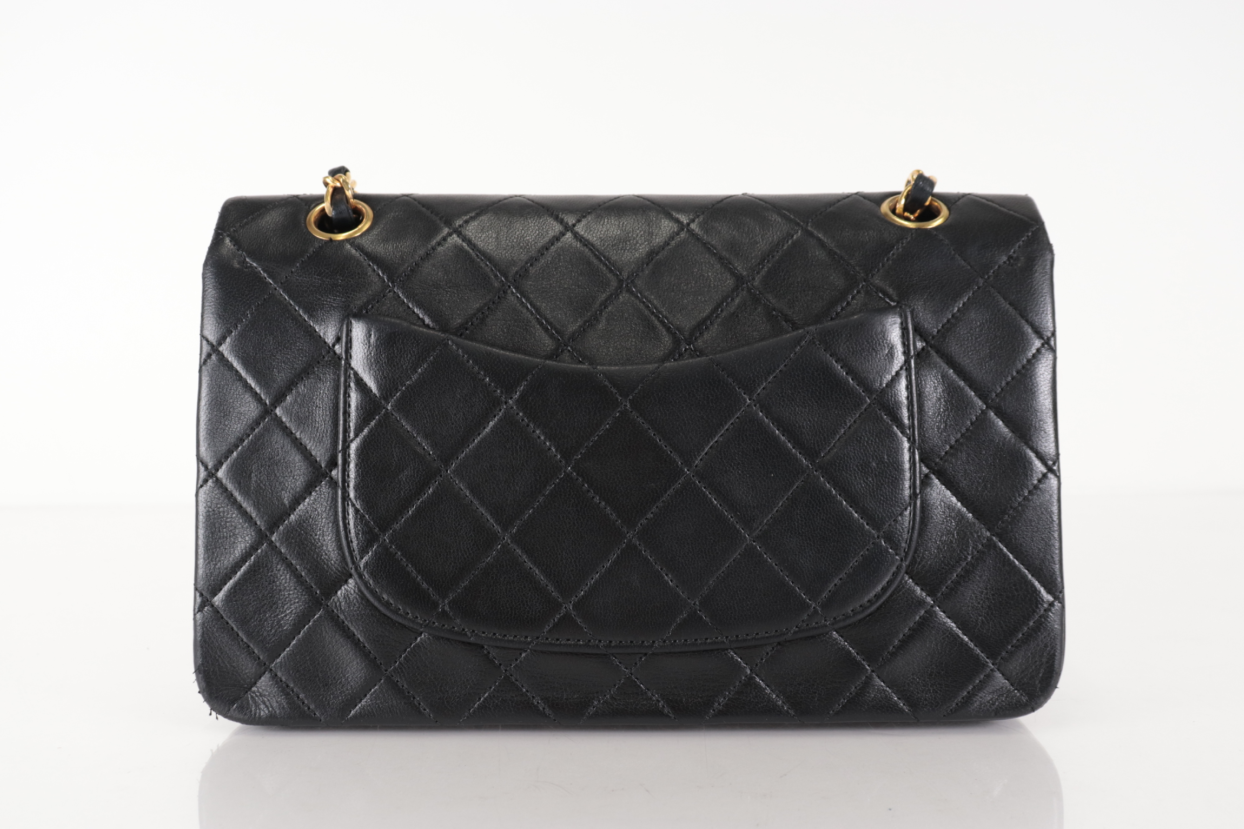 W-flap 25 Lambskin Shoulder Bag (Serial No. 4) — view 2