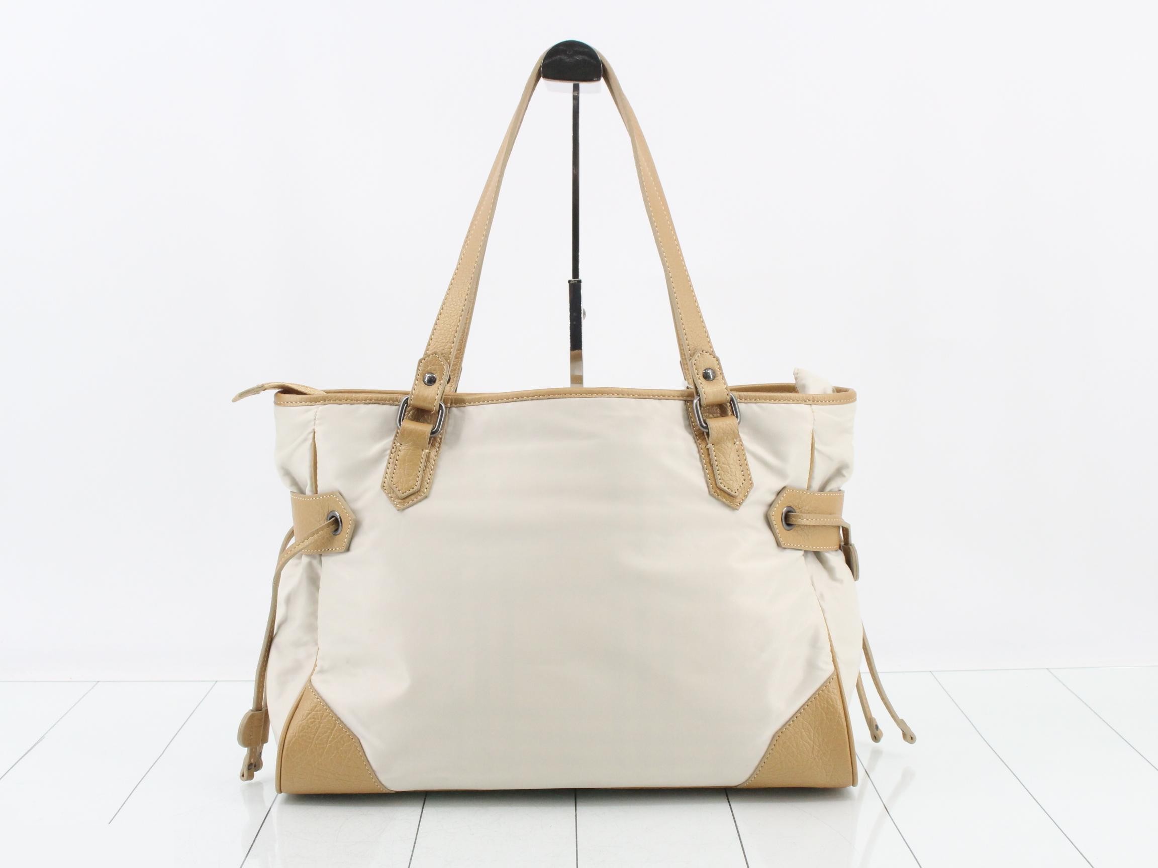 handbag — view 2
